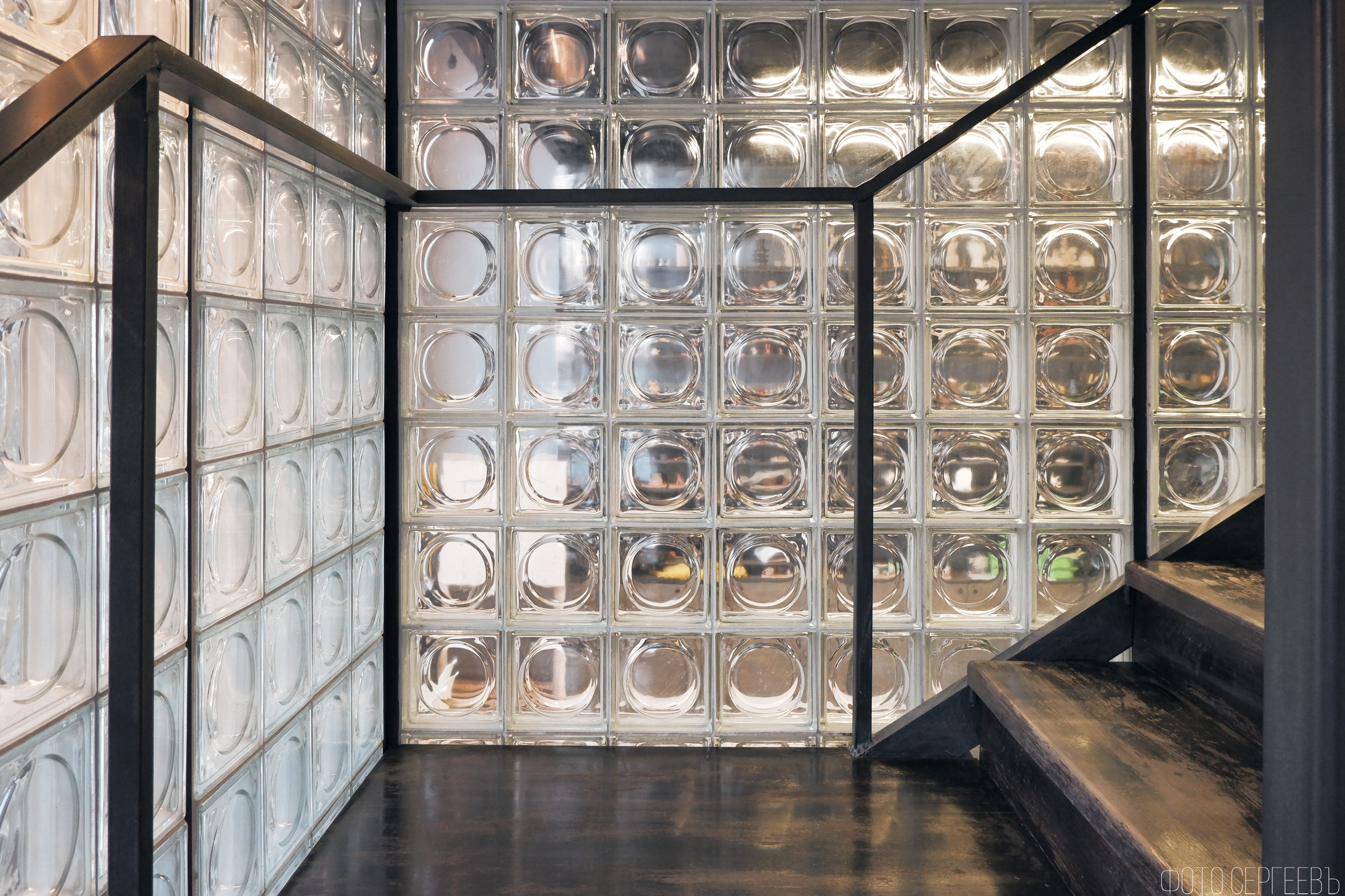 Дом искусства «Котинга». Фотографъ Сергѣевъ. Поймать мгновеніе