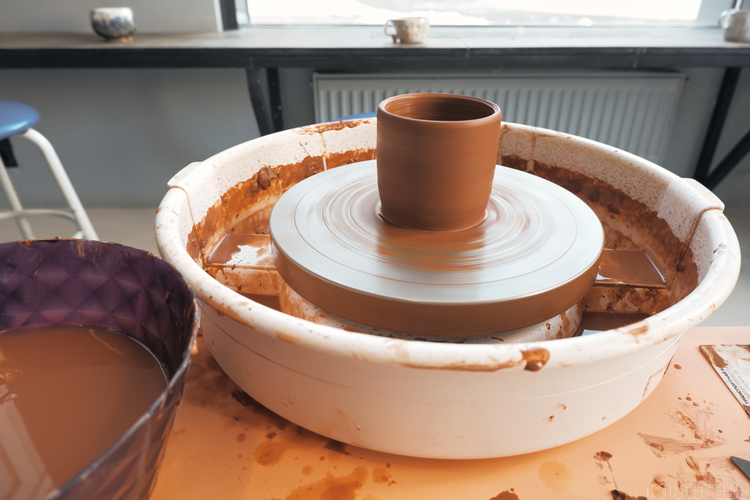 Дом искусства «Котинга». Фотографъ Сергѣевъ. Поймать мгновеніе