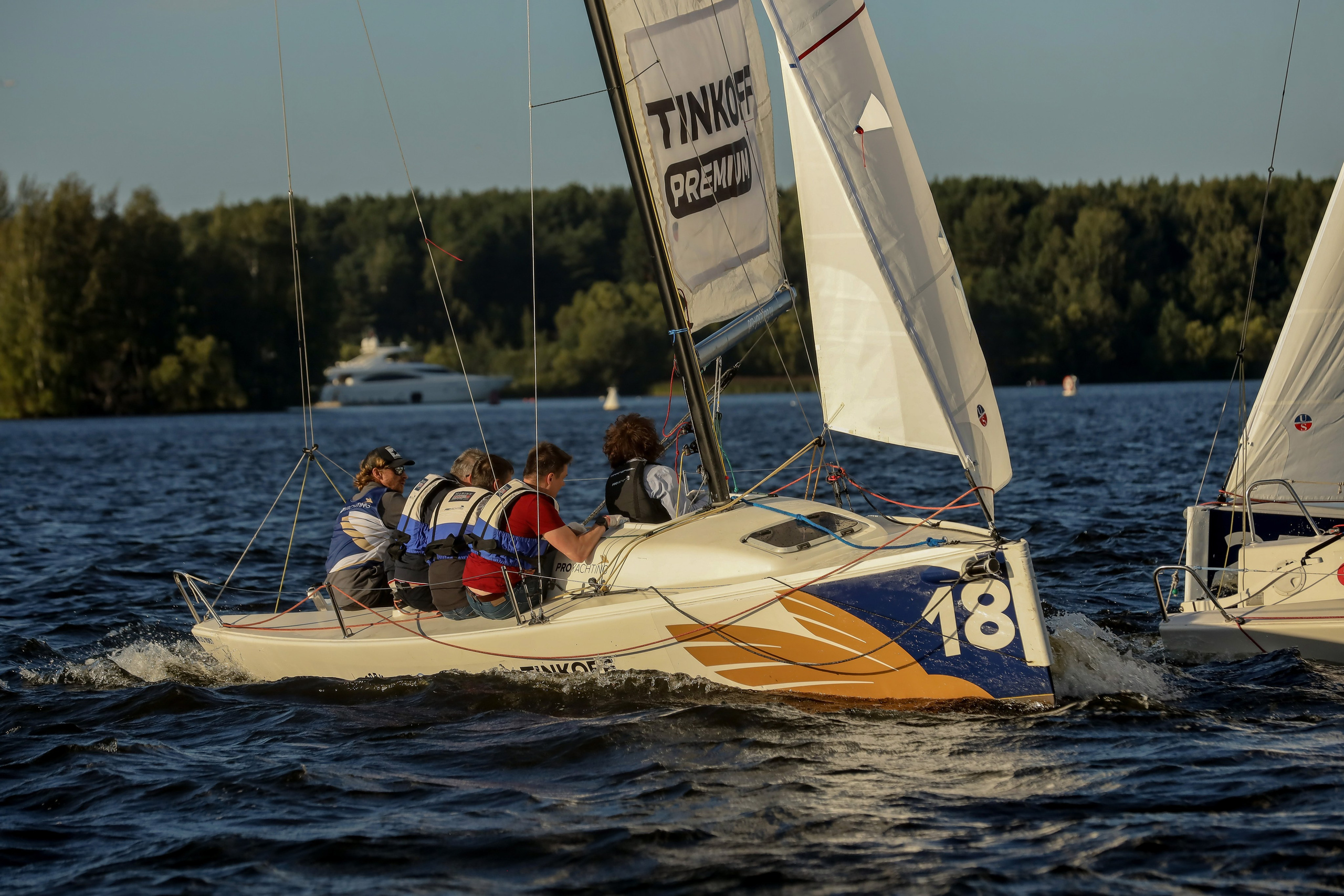 Dis Group регата 2024. Фотограф Антон Чупринин