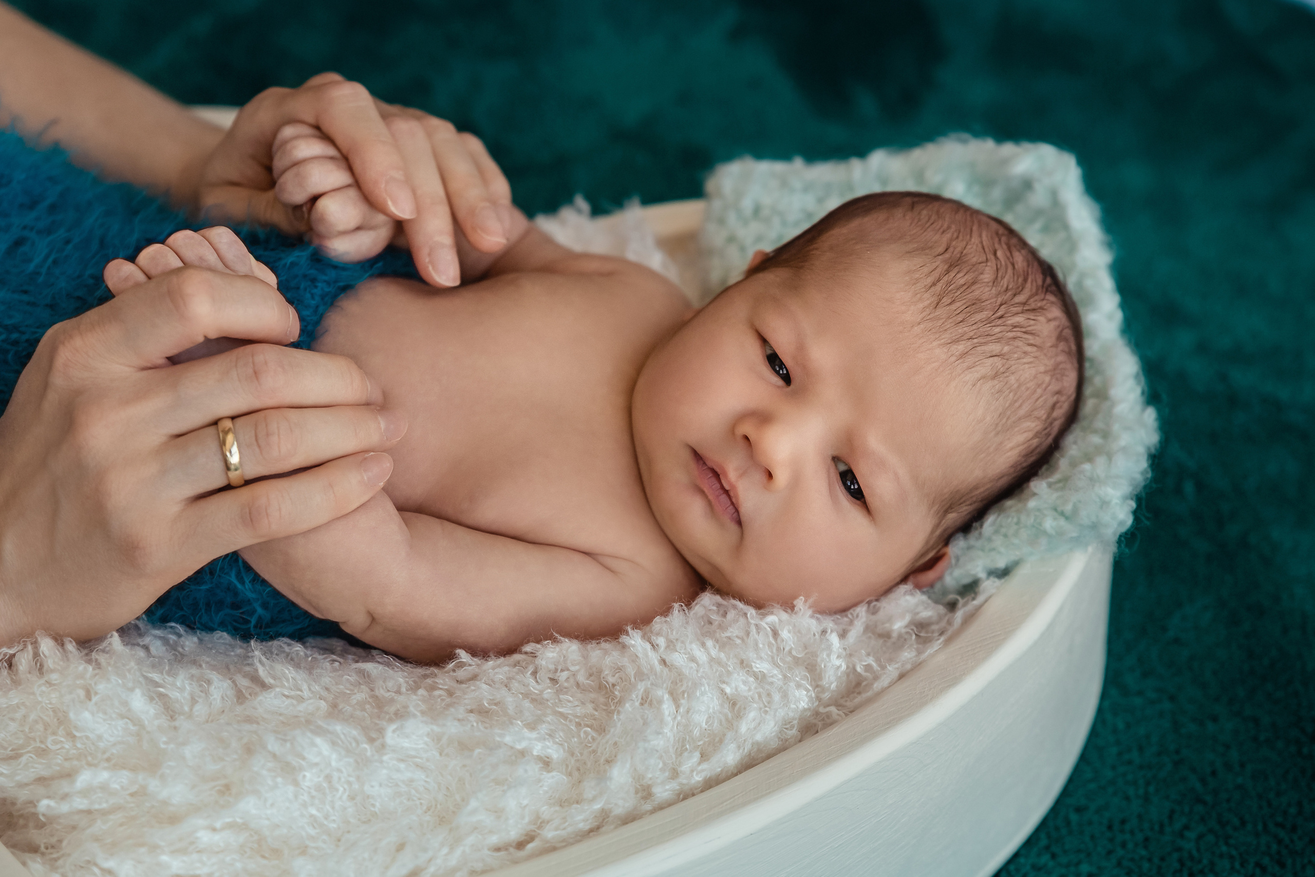 Newborn photoshooting. Professional family and children’s photographer in Izmir Irina Eron
