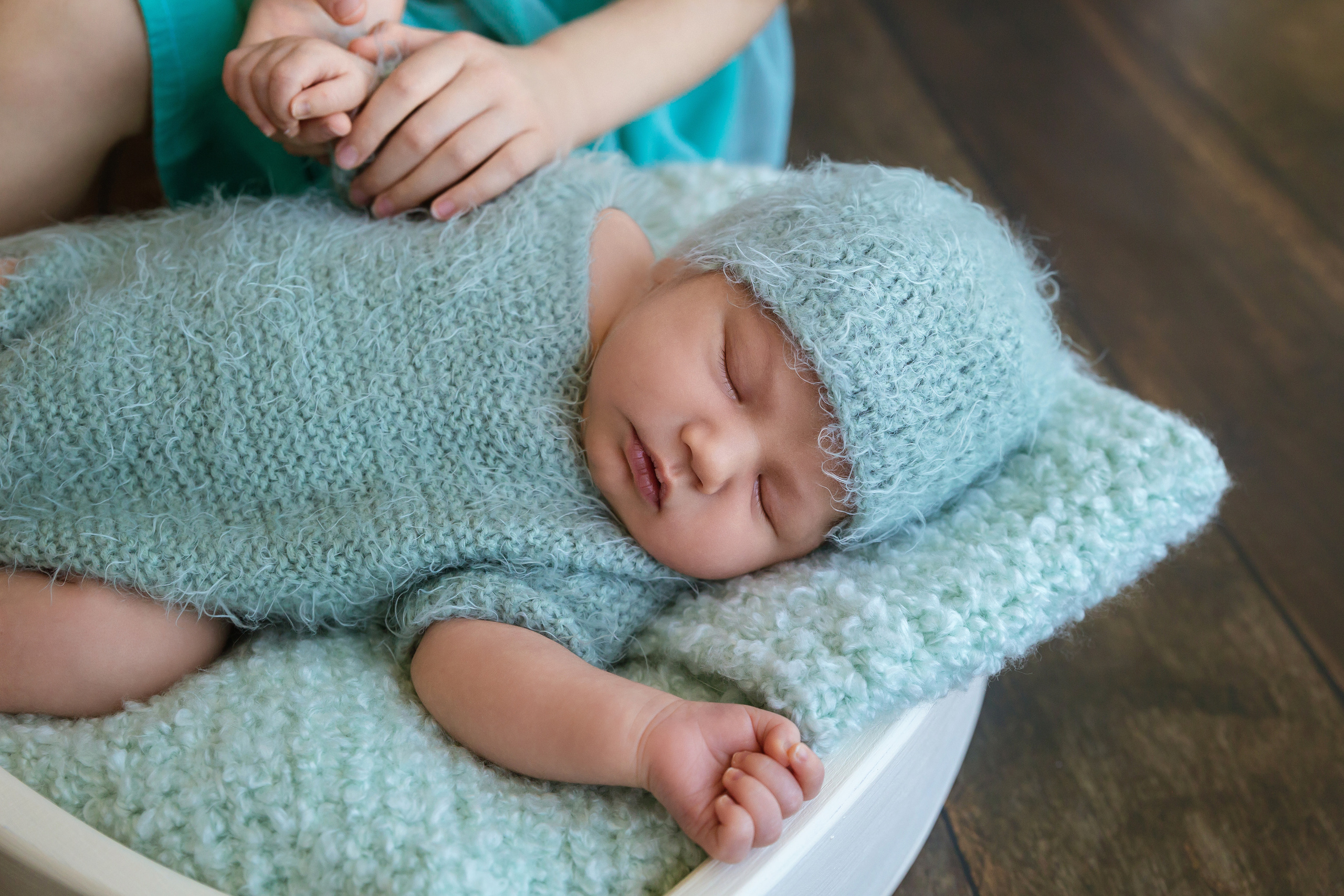 Newborn photoshooting. Professional family and children’s photographer in Izmir Irina Eron