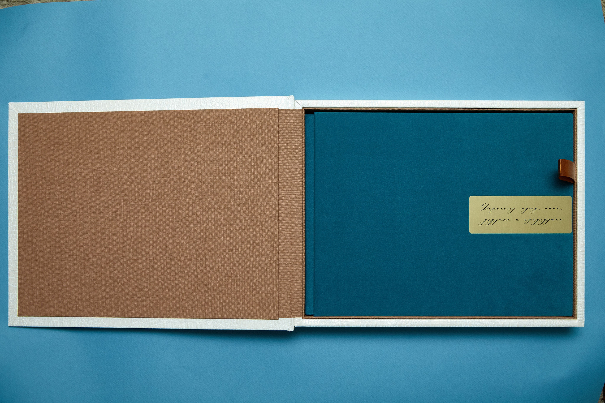 Фотокниги. Репортажный фотограф в Москве Константин Дерягин