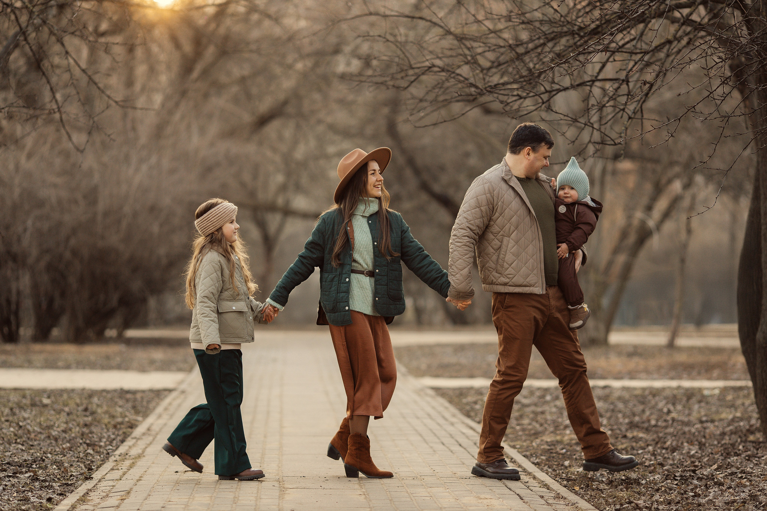 Семейная фотосессия в Москве в шоколадном стиле. Главная