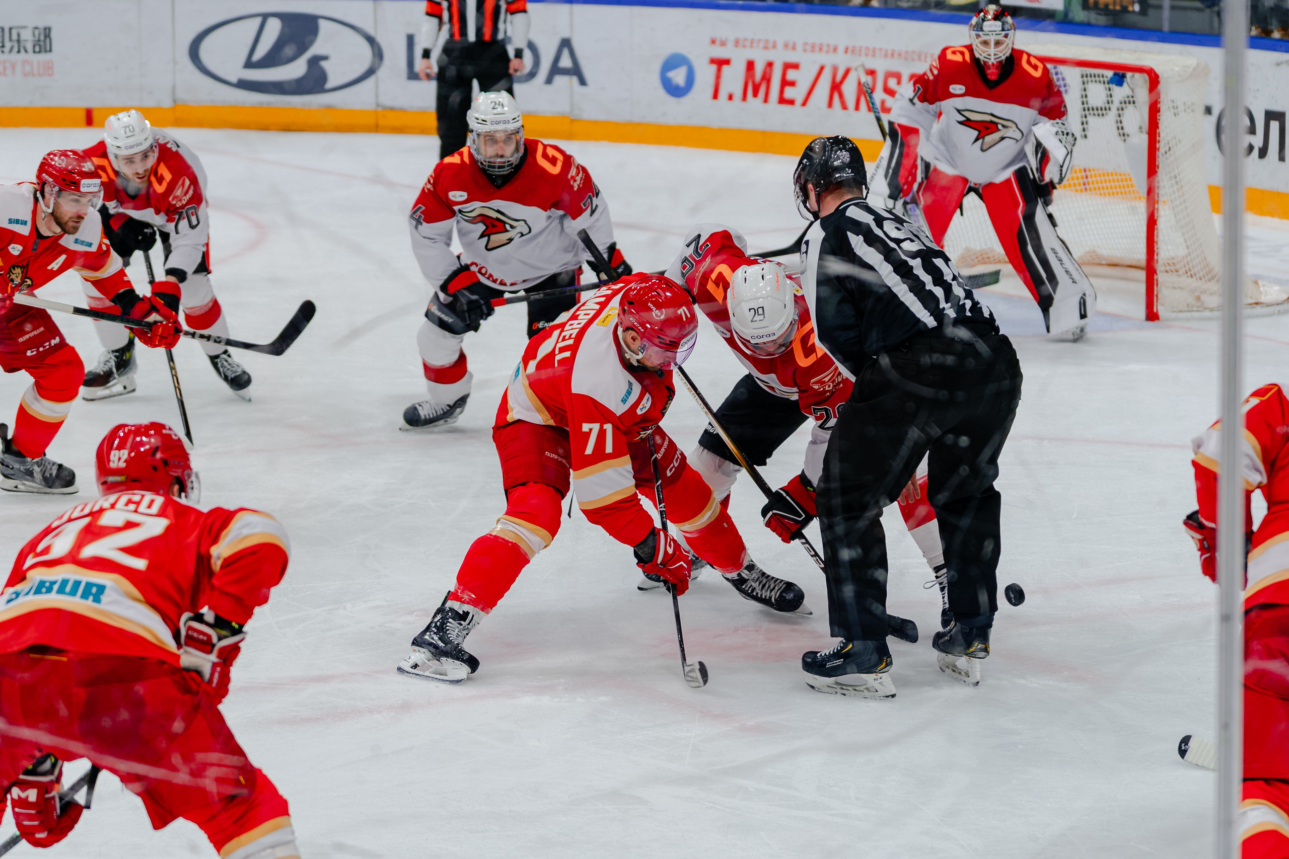 КХЛ КУНЬЛУНЬ РС — АВАНГАРД 22 МАРТА 2025. Репортажный фотограф в Москве Измалков Артем