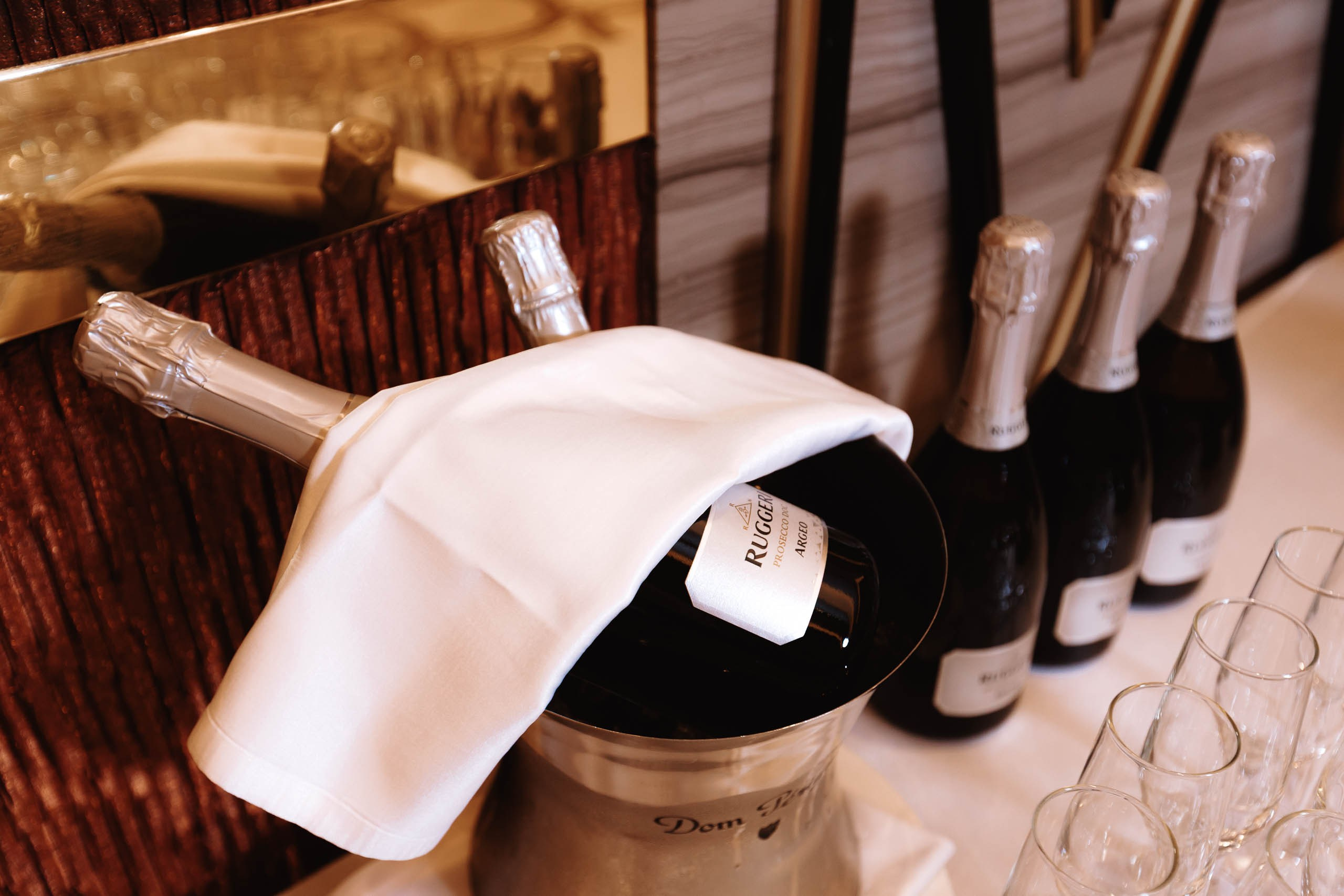 Гала-ужин в казино в Красной Поляне. Репортажный фотограф в Москве, Сочи и Санкт-Петербурге