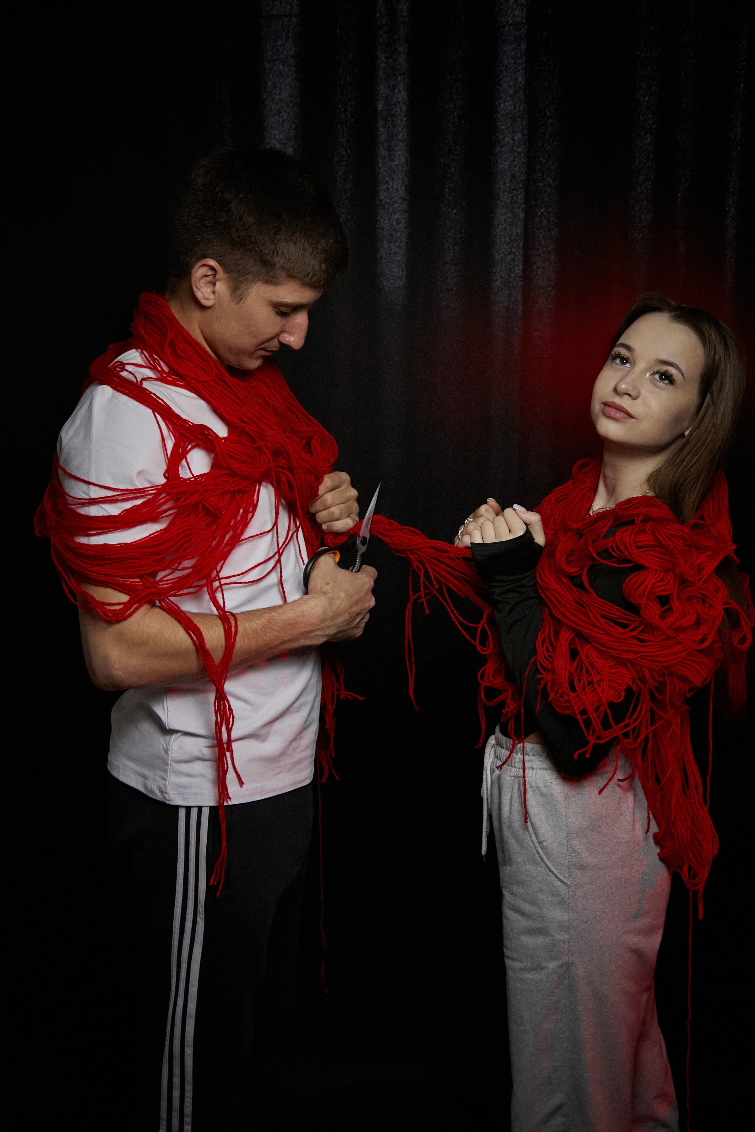 «Связанные одной нитью». Свадебный и креативный фотограф в ЮФО и МСК