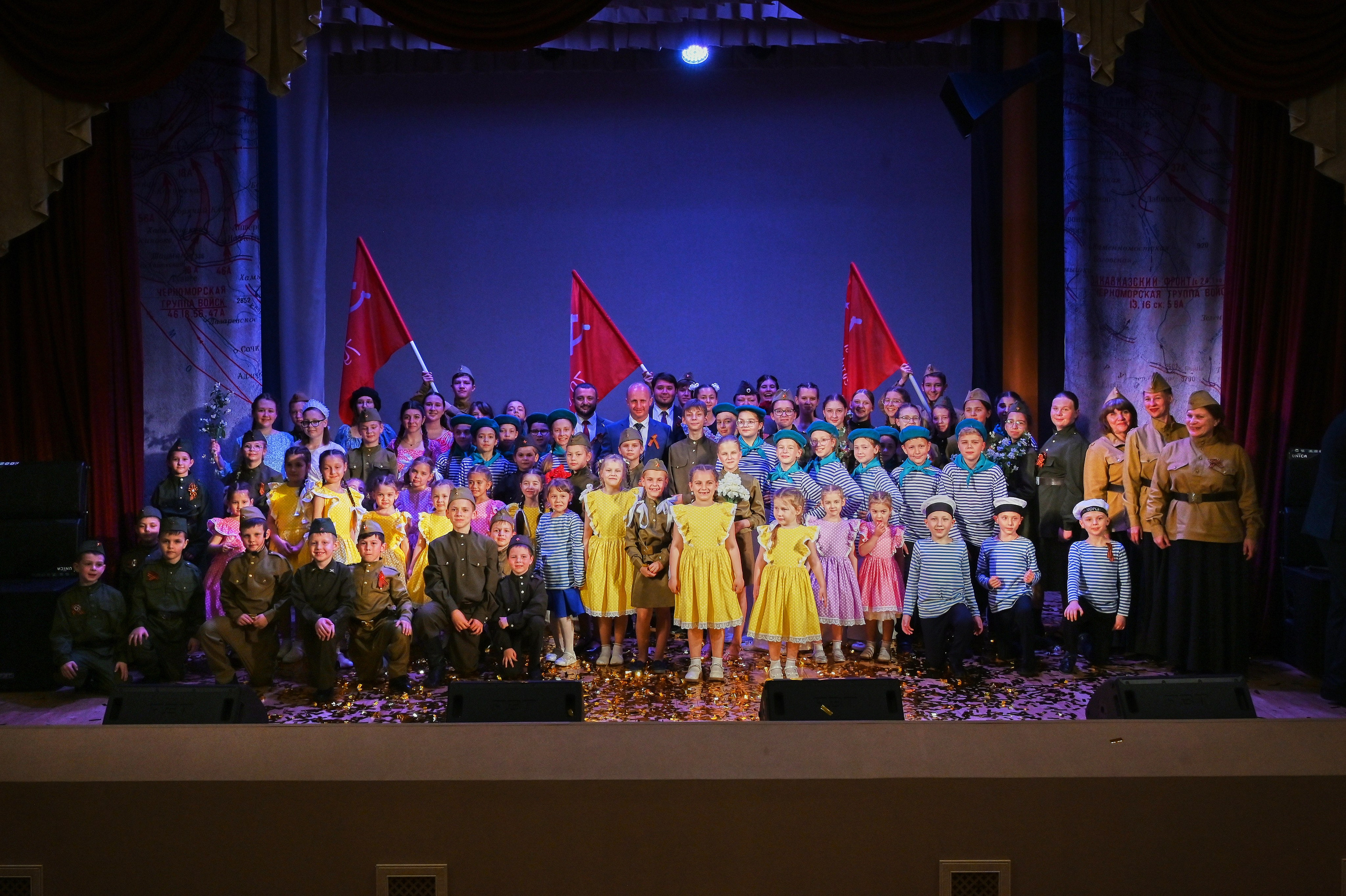 9 мая в ДК КАбардинки. Жизнь курорта Кабардинка в фотографиях