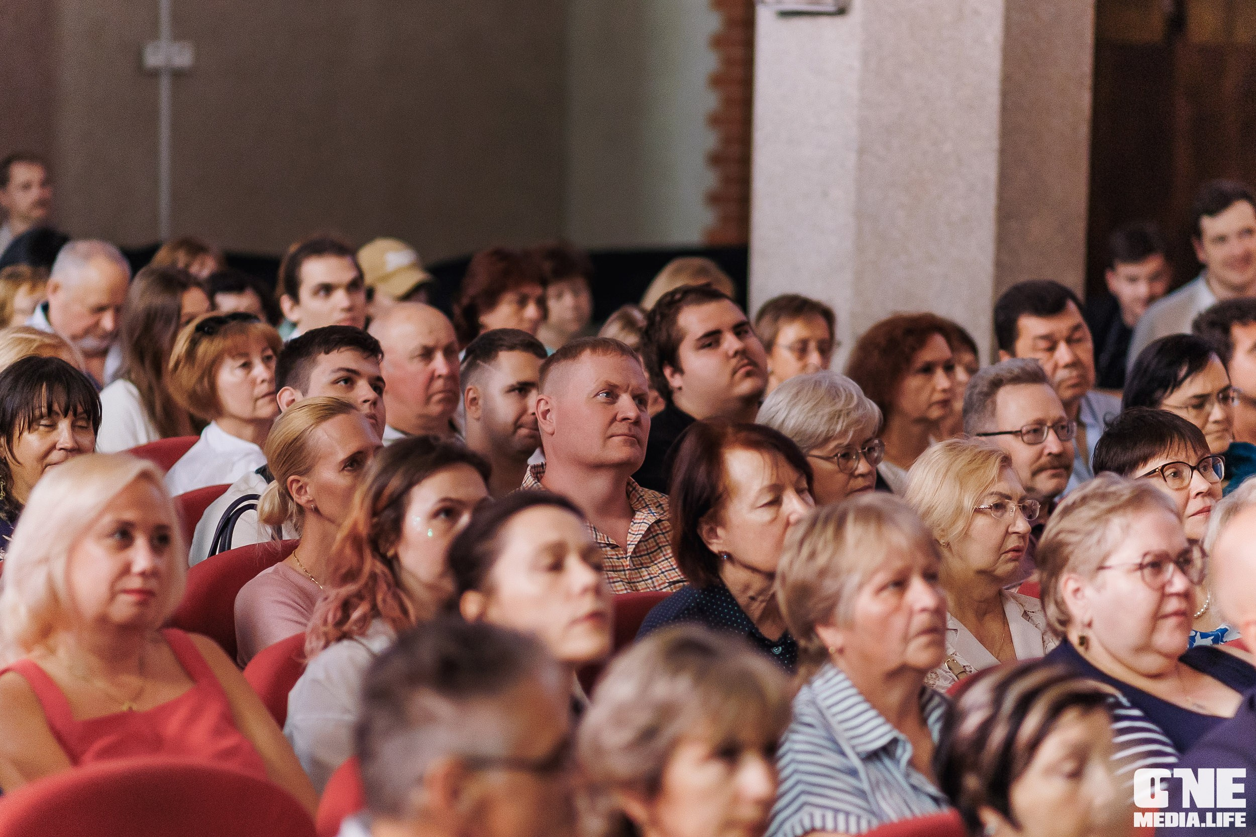Фоторепортаж из Калининградской филармонии. One Media Life: фоторепортажи, фотоотчеты с мероприятий и заведений