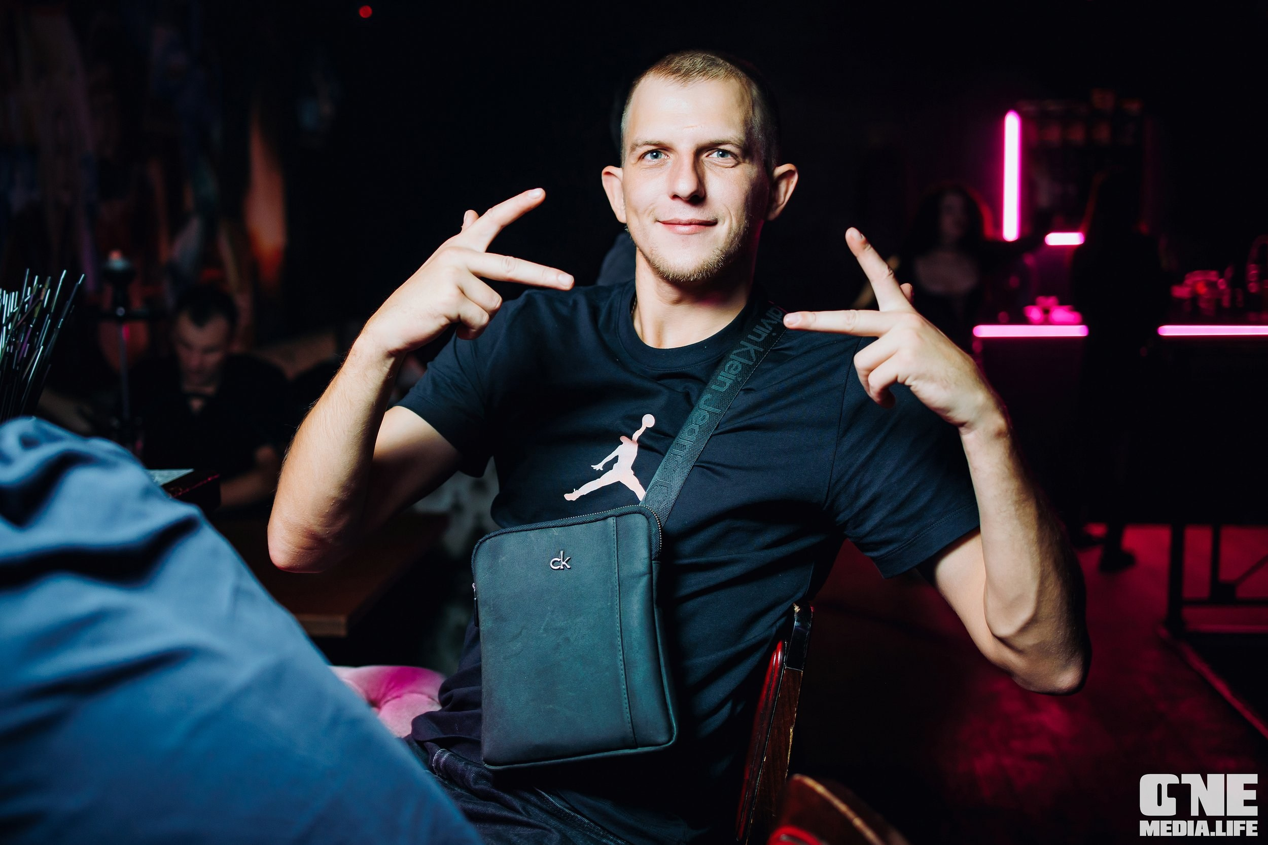 Фоторепортаж из бара XxxX. One Media Life: фоторепортажи, фотоотчеты с мероприятий и заведений