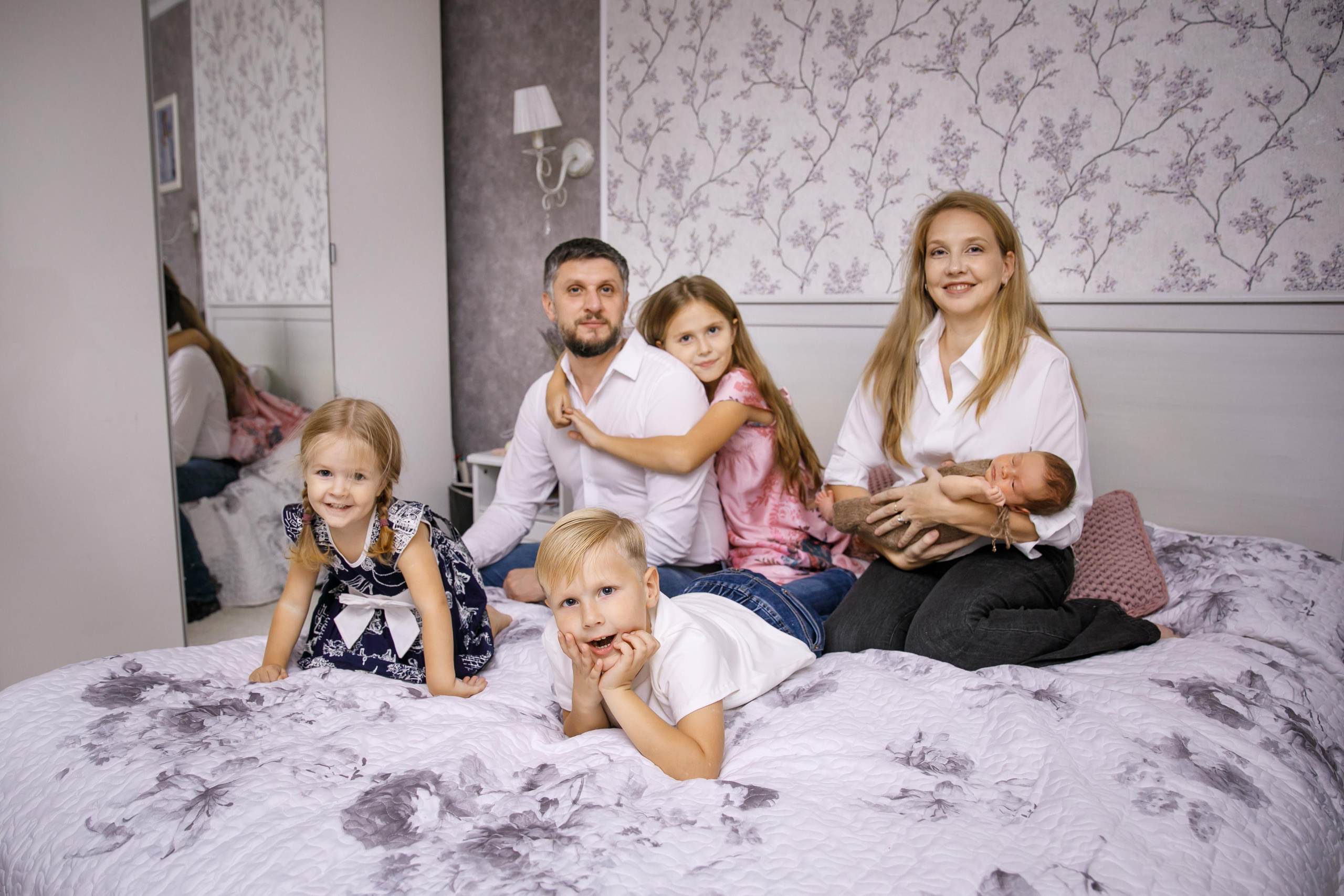 Домашняя съемка новорожденного. Семейный и детский фотограф в Ростове-на-Дону