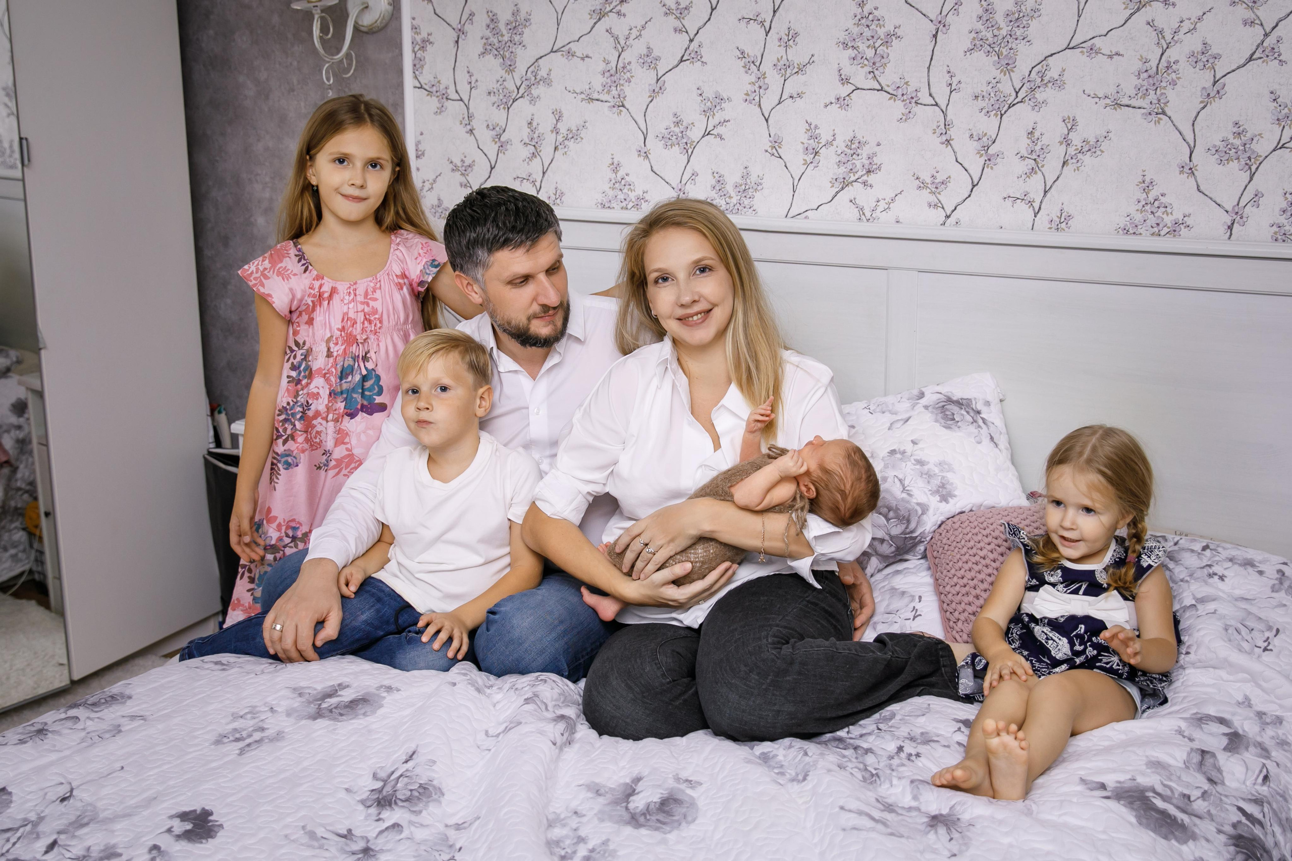 Домашняя съемка новорожденного. Семейный и детский фотограф в Ростове-на-Дону