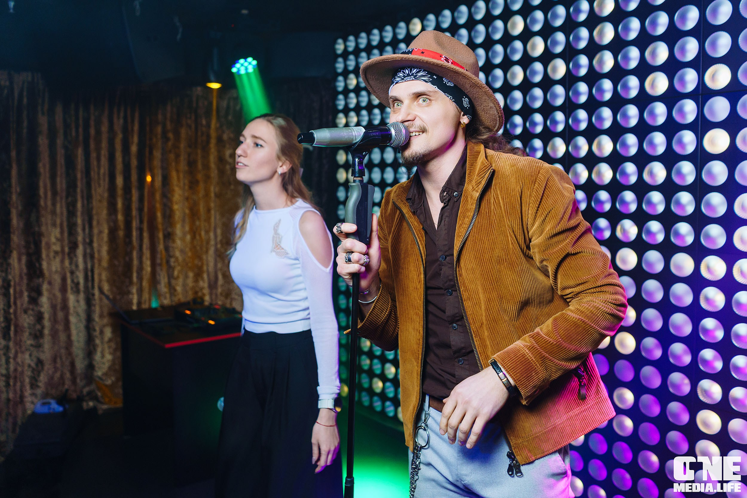 Фоторепортаж из караоке-клуба Эйфория. One Media Life: фоторепортажи, фотоотчеты с мероприятий и заведений