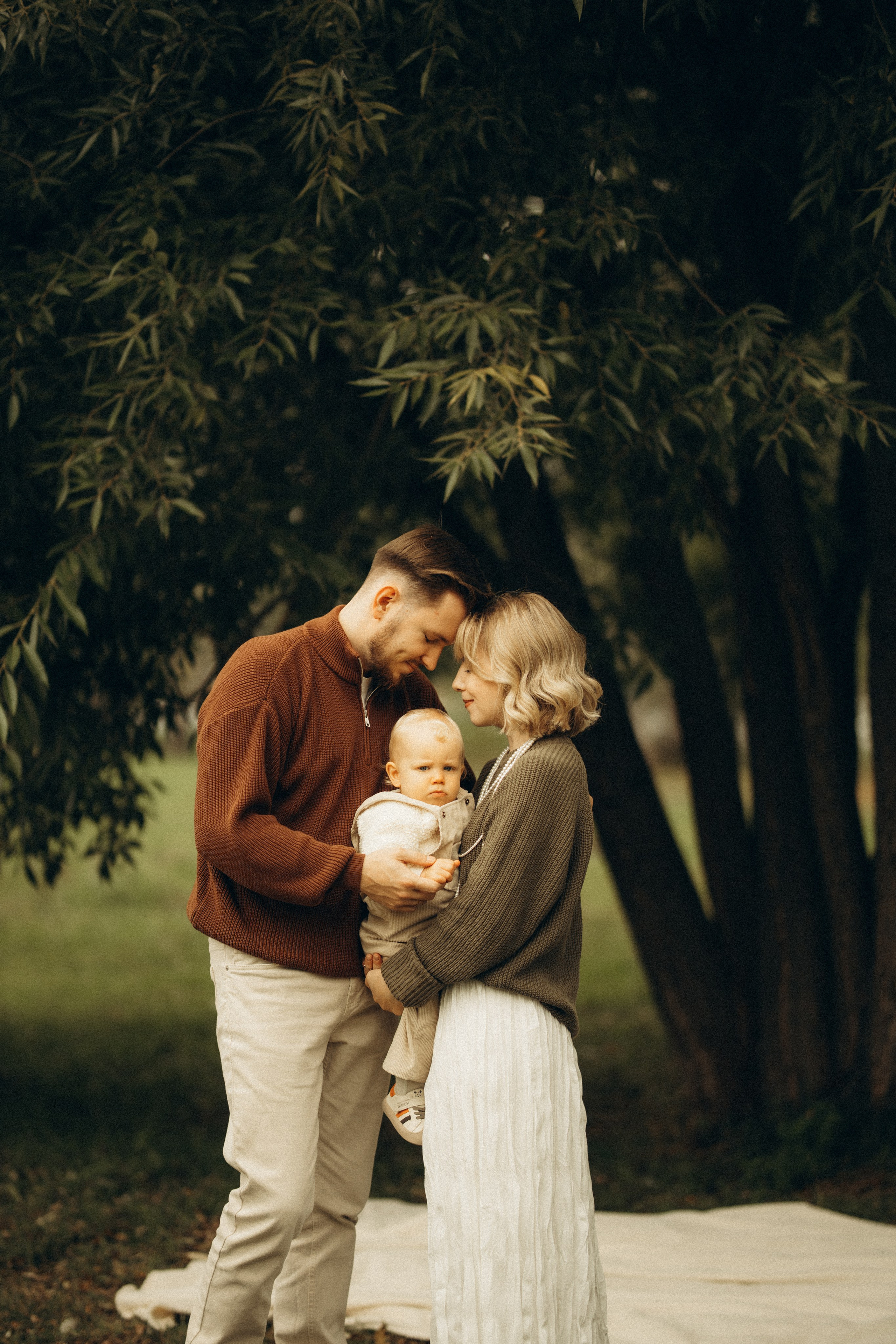 Семейная фотосессия в Ярославле на природе. Семейный фотограф Вероника Каюрова Ярославль