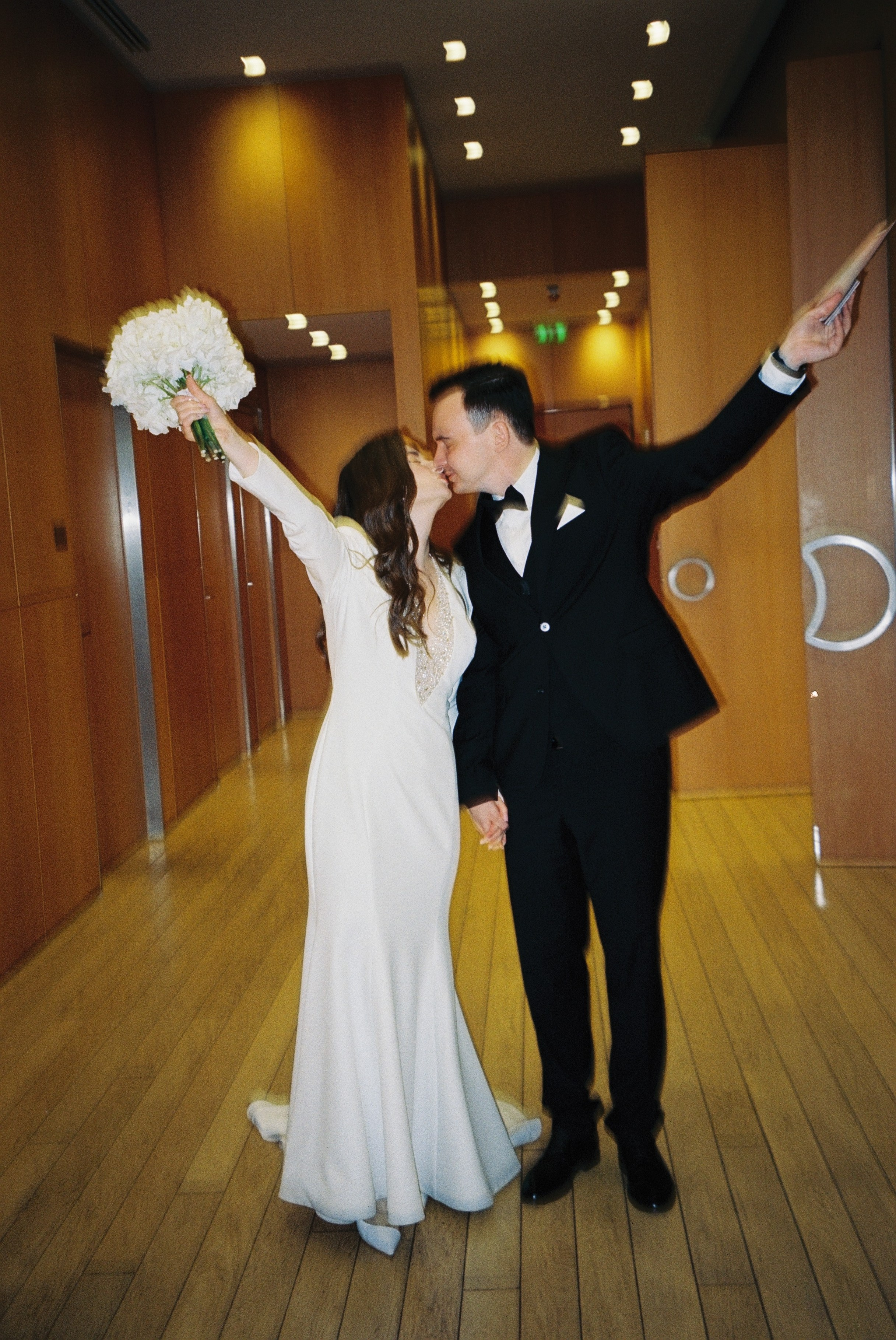 Свадебная фотосессия в Архангельском. Свадебный фотограф в Москве Элина Ларченкова. Фото, которые цепляют