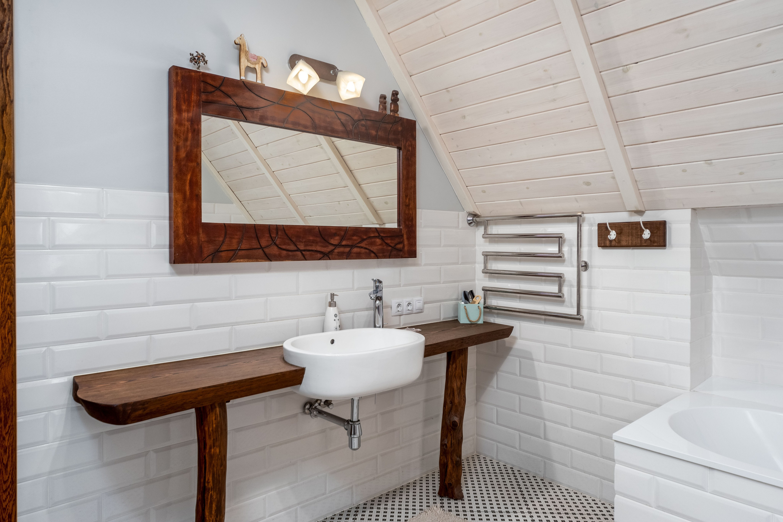 Sakavita Media - интерьер санузла в коттедже в Ратомке