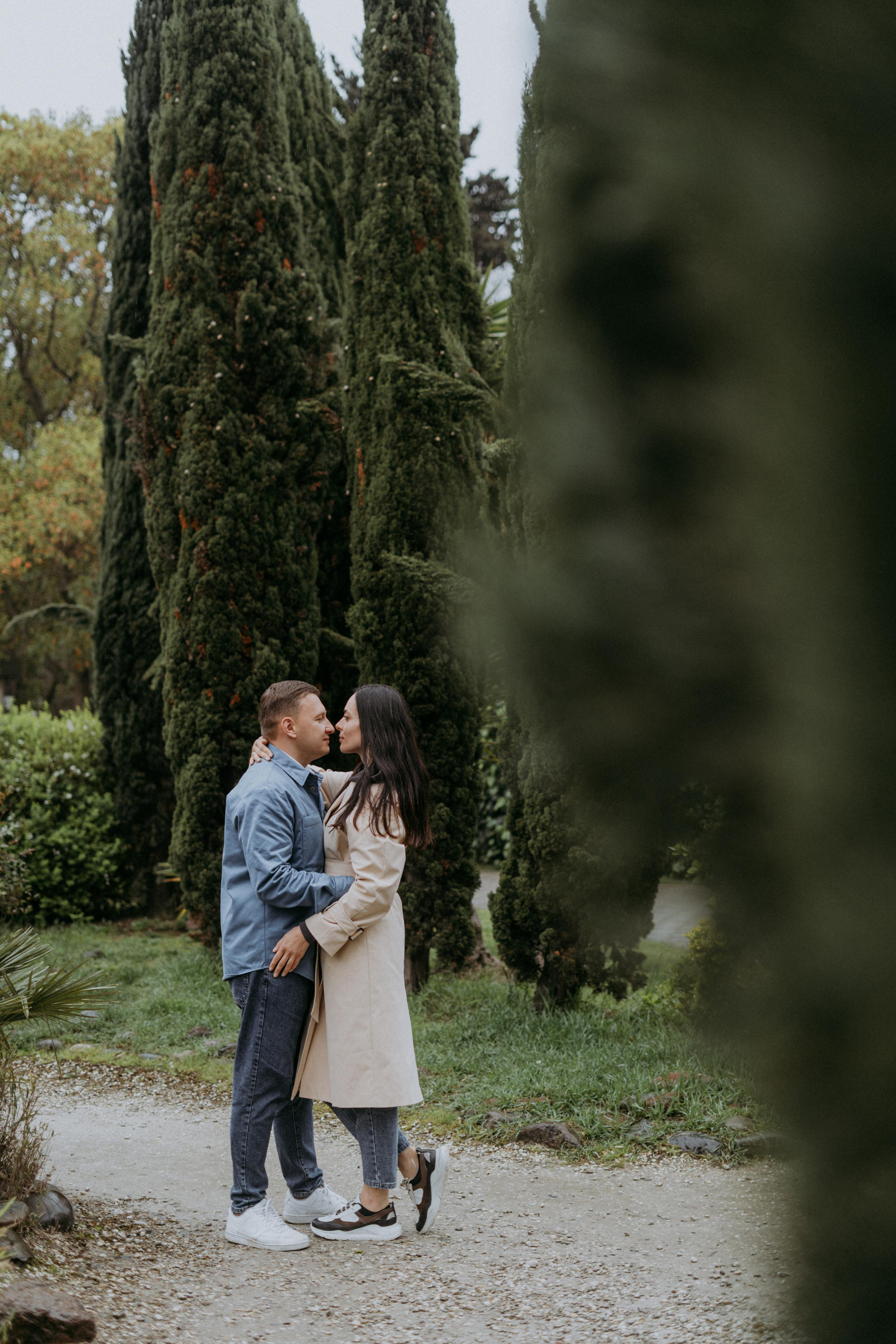 Ольга и Дмитрий в Морском порту Сочи. Фотограф в Сочи и Абхазии | Фототуры | September Air