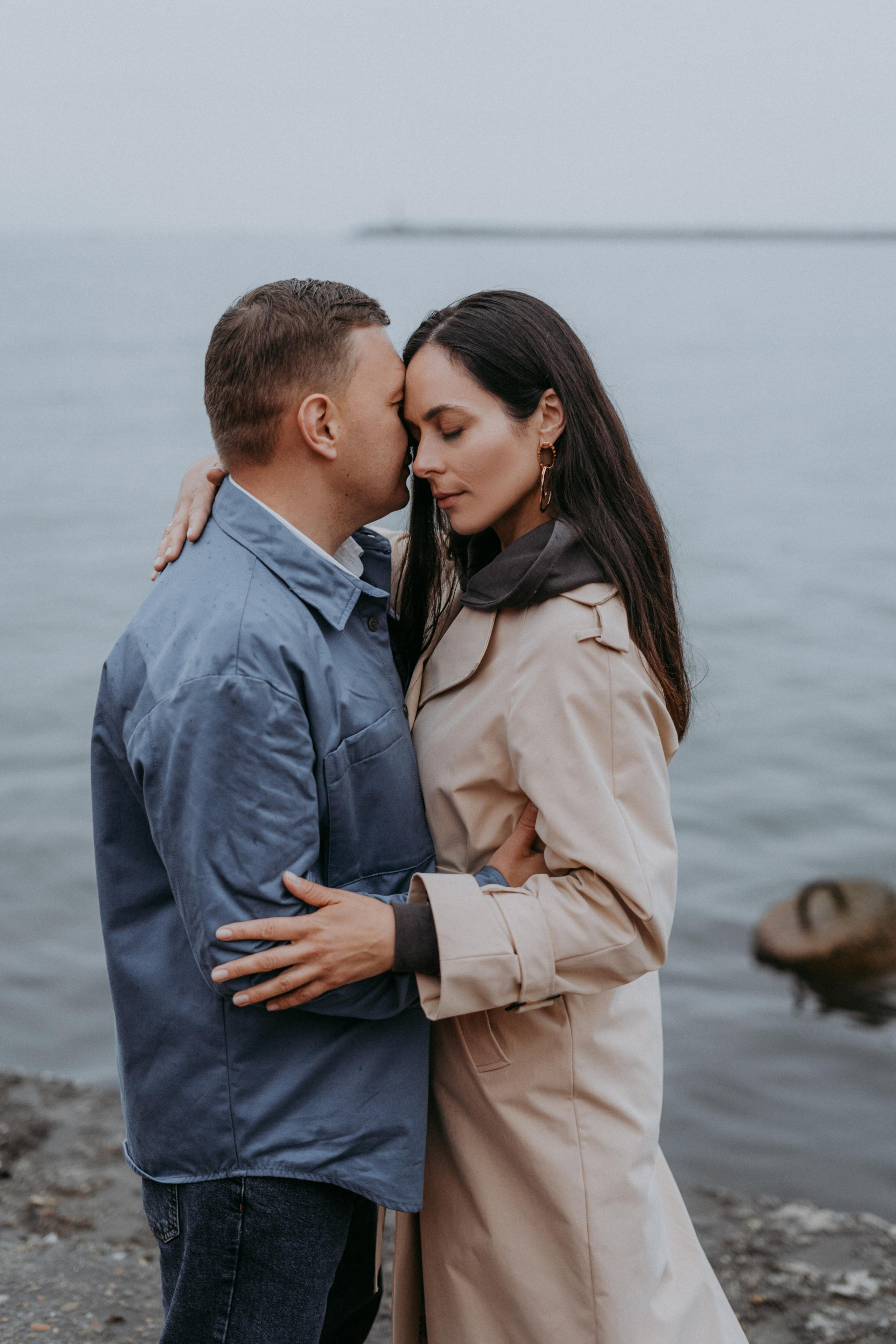 Ольга и Дмитрий в Морском порту Сочи. Фотограф в Сочи и Абхазии | Фототуры | September Air