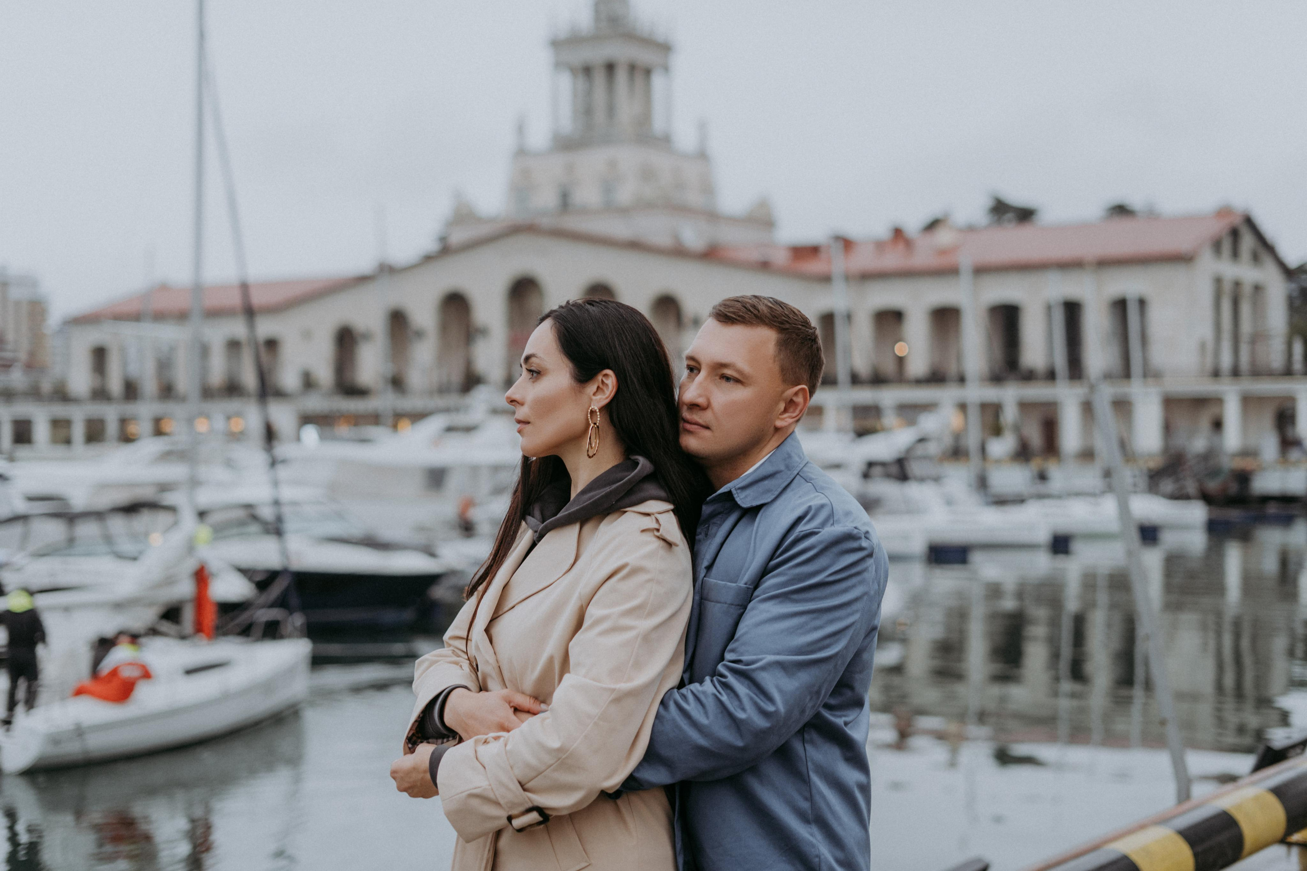 Ольга и Дмитрий в Морском порту Сочи. Фотограф в Сочи и Абхазии | Фототуры | September Air