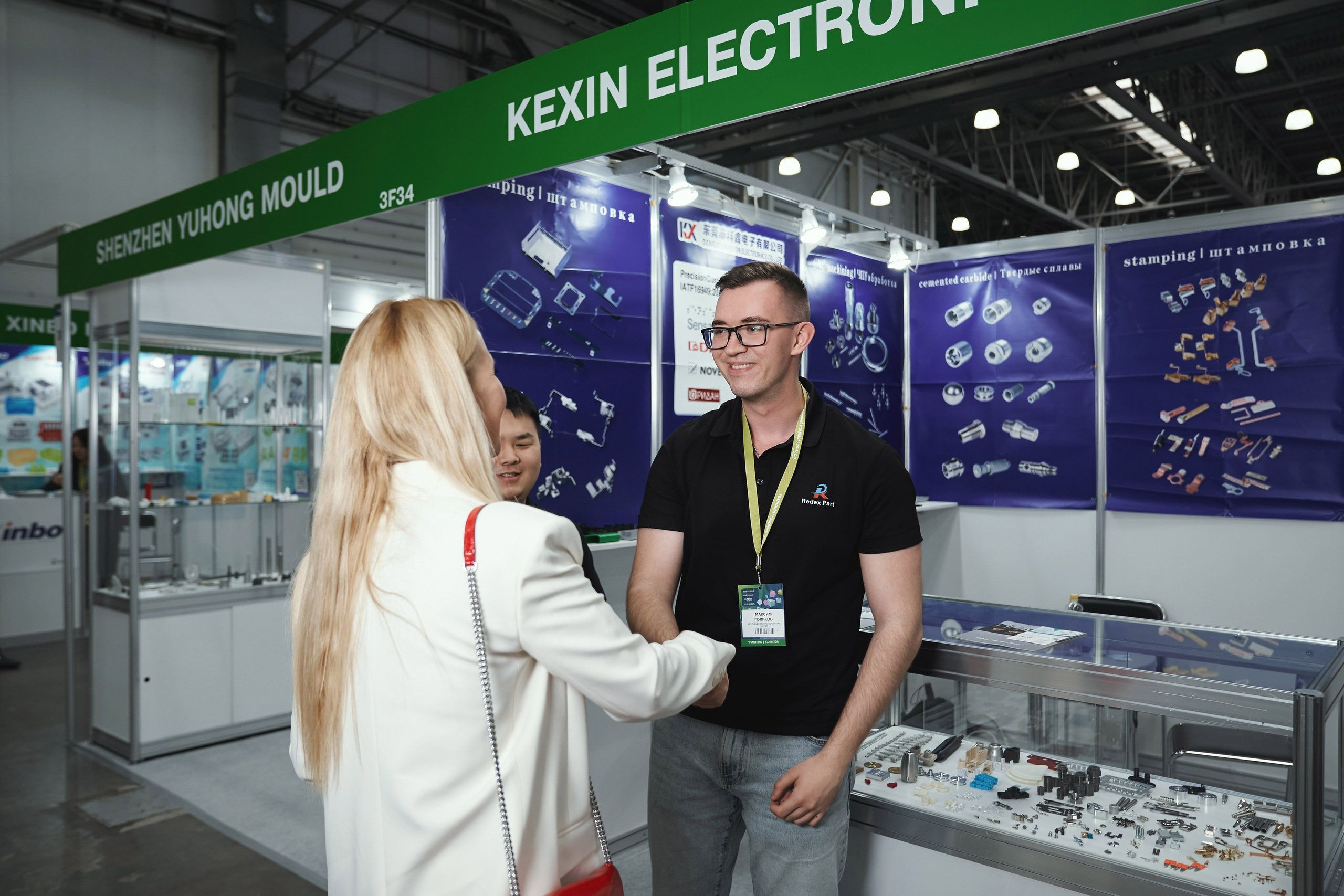 Репортаж с выставки пресс-форм и штампов Rosmould 2025. Фотограф Евгений Опарин