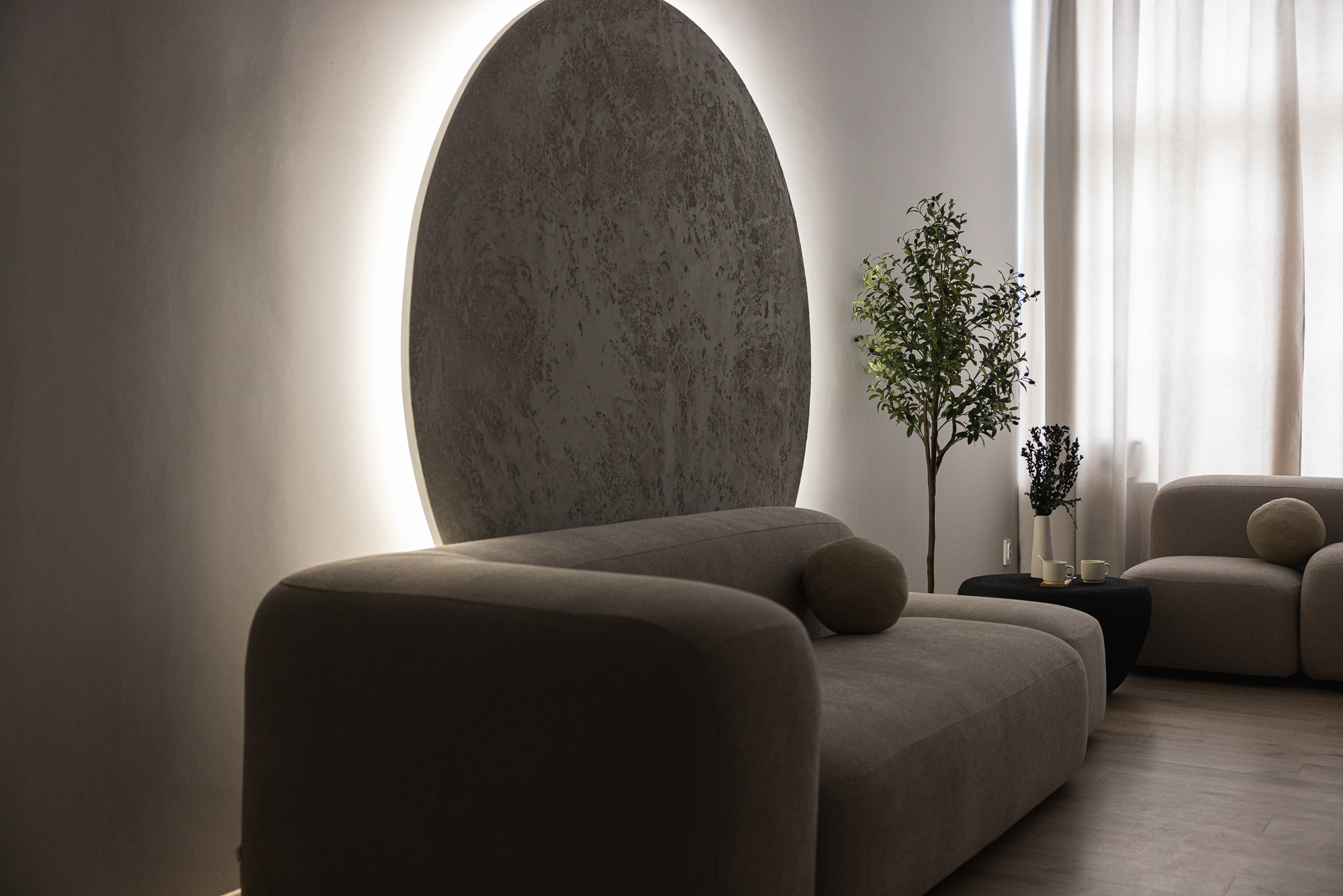 Photohub залы для съемки бизнес-контента. Фотограф в Минске Людмила Дутко