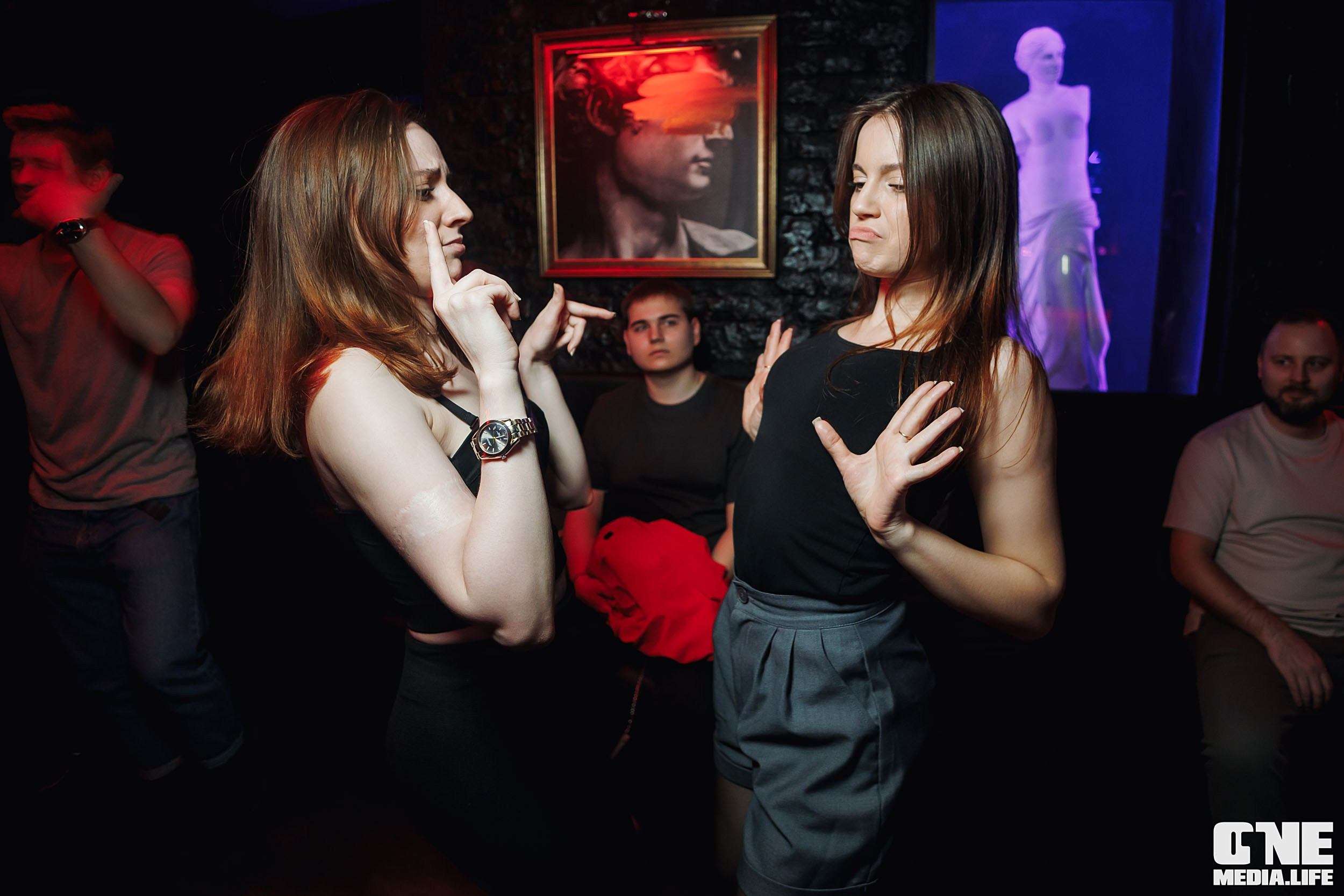 Фоторепортаж из бара Secret. One Media Life: фоторепортажи, фотоотчеты с мероприятий и заведений