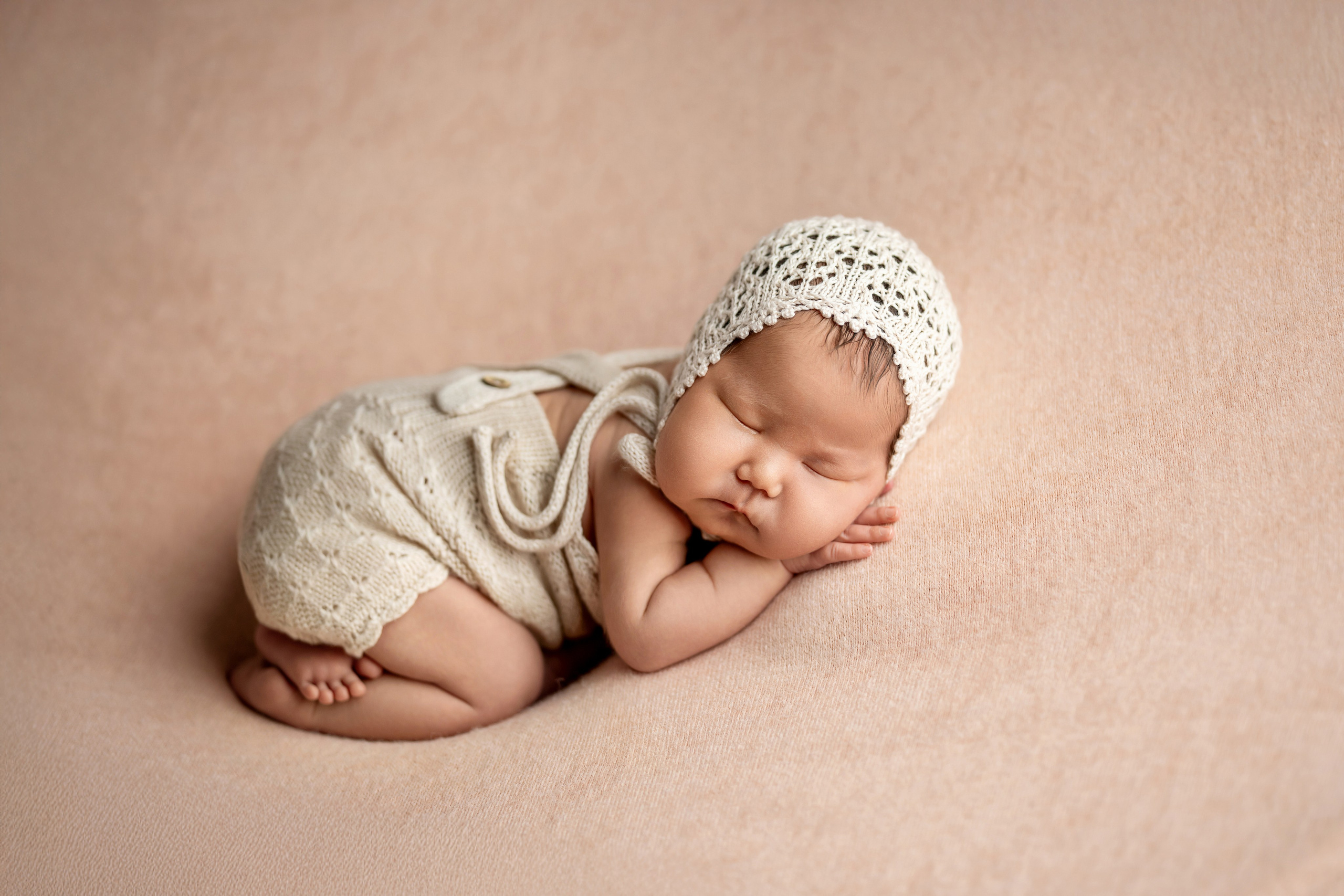 NEWBORN. Творческая команда Ульяшевы, свадебная и семейная фотография. Кахахста