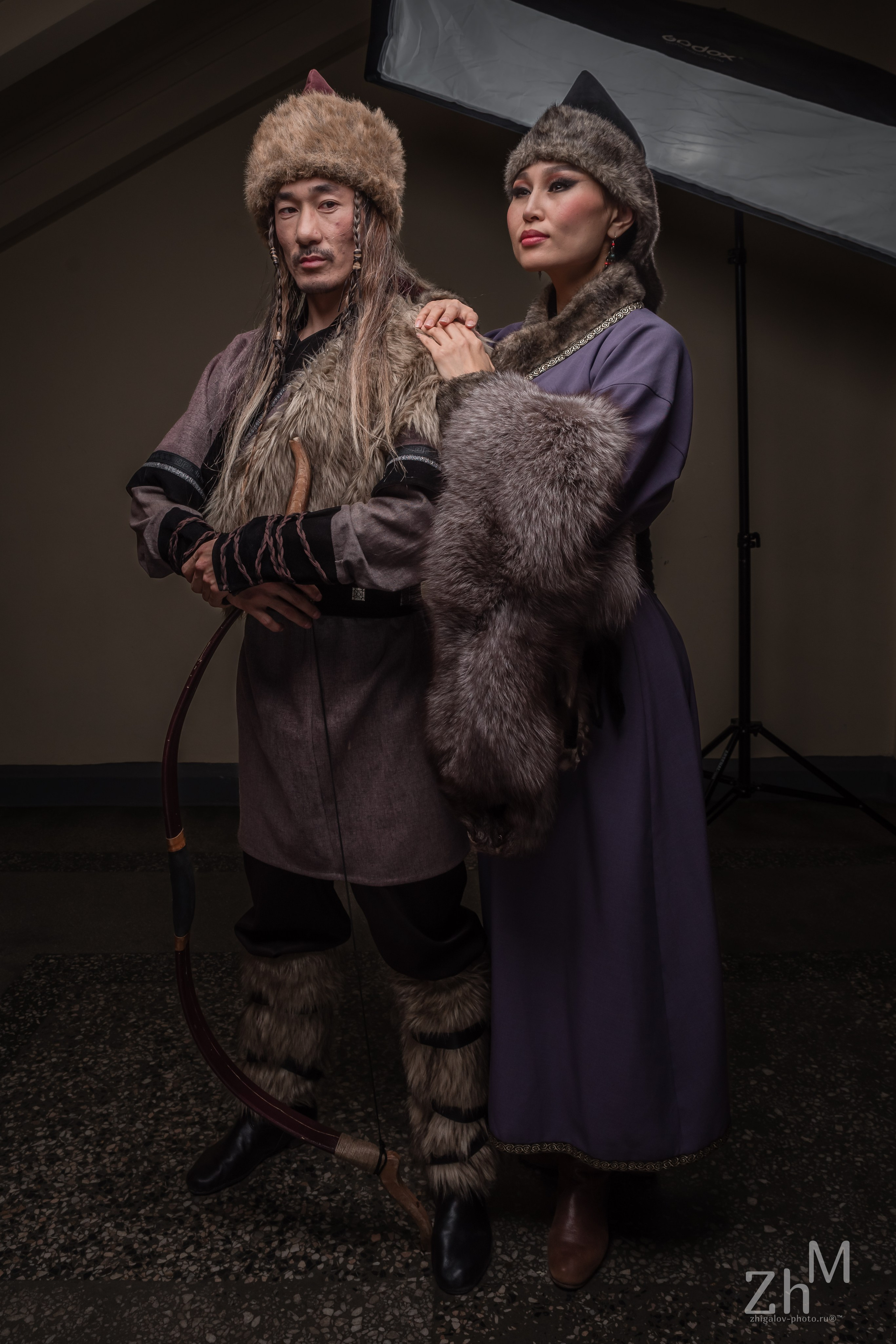 Съёмка в бурятских национальных костюмах. Семейный и свадебный фотограф в Иркутске Максим Жигалов