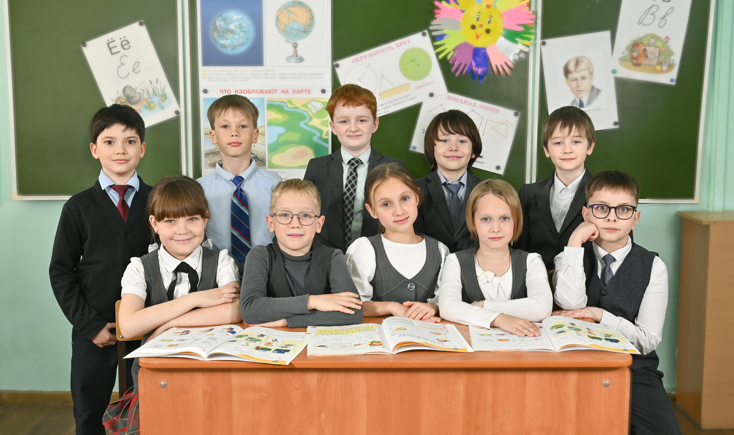 Альбом — сопровождение для начальных классов. Детский и семейный фотограф в Иркутске Наталья Киселёва