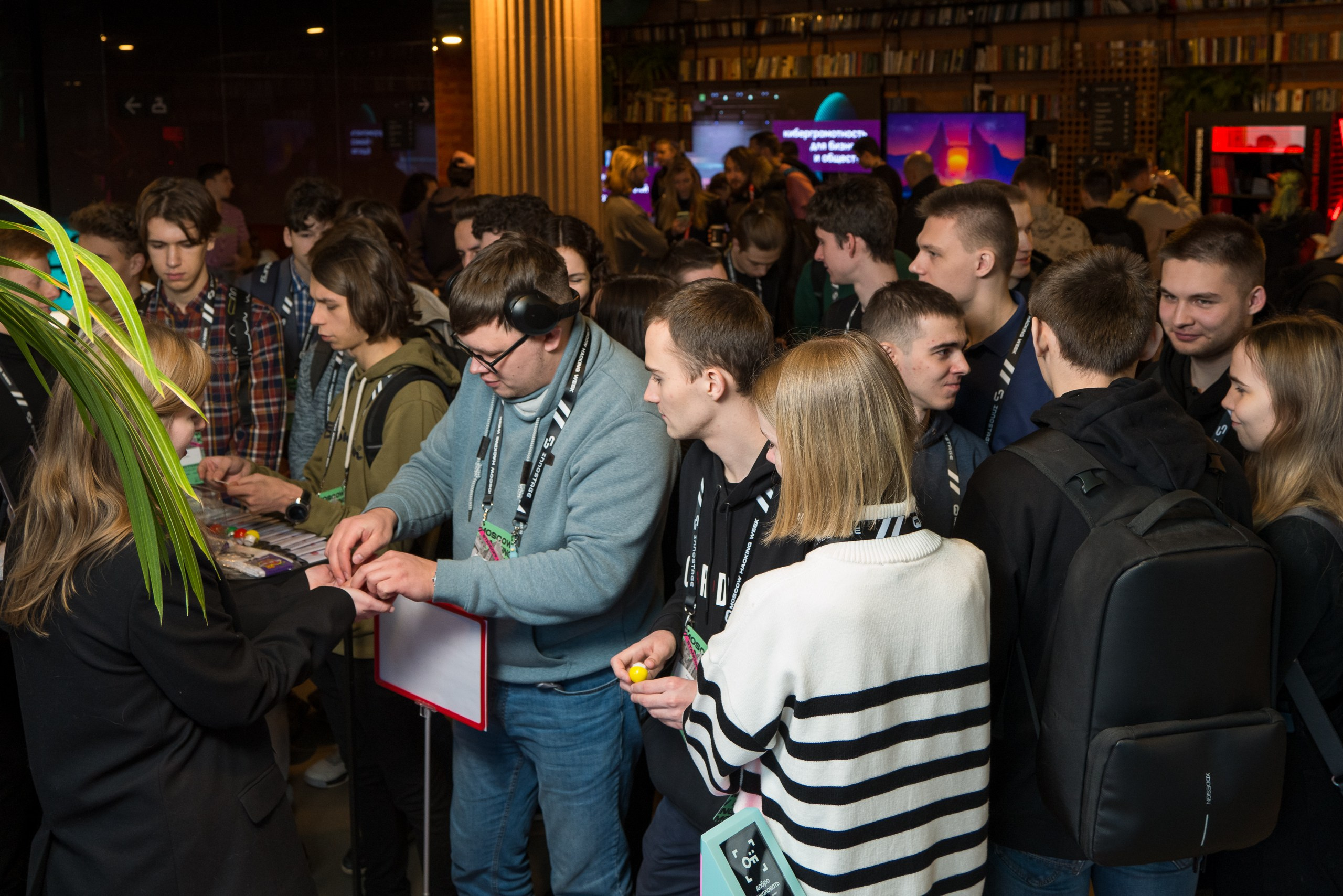 Moscow Hacking Week 2023. ByGreen.org — Cosplay photo and video with love