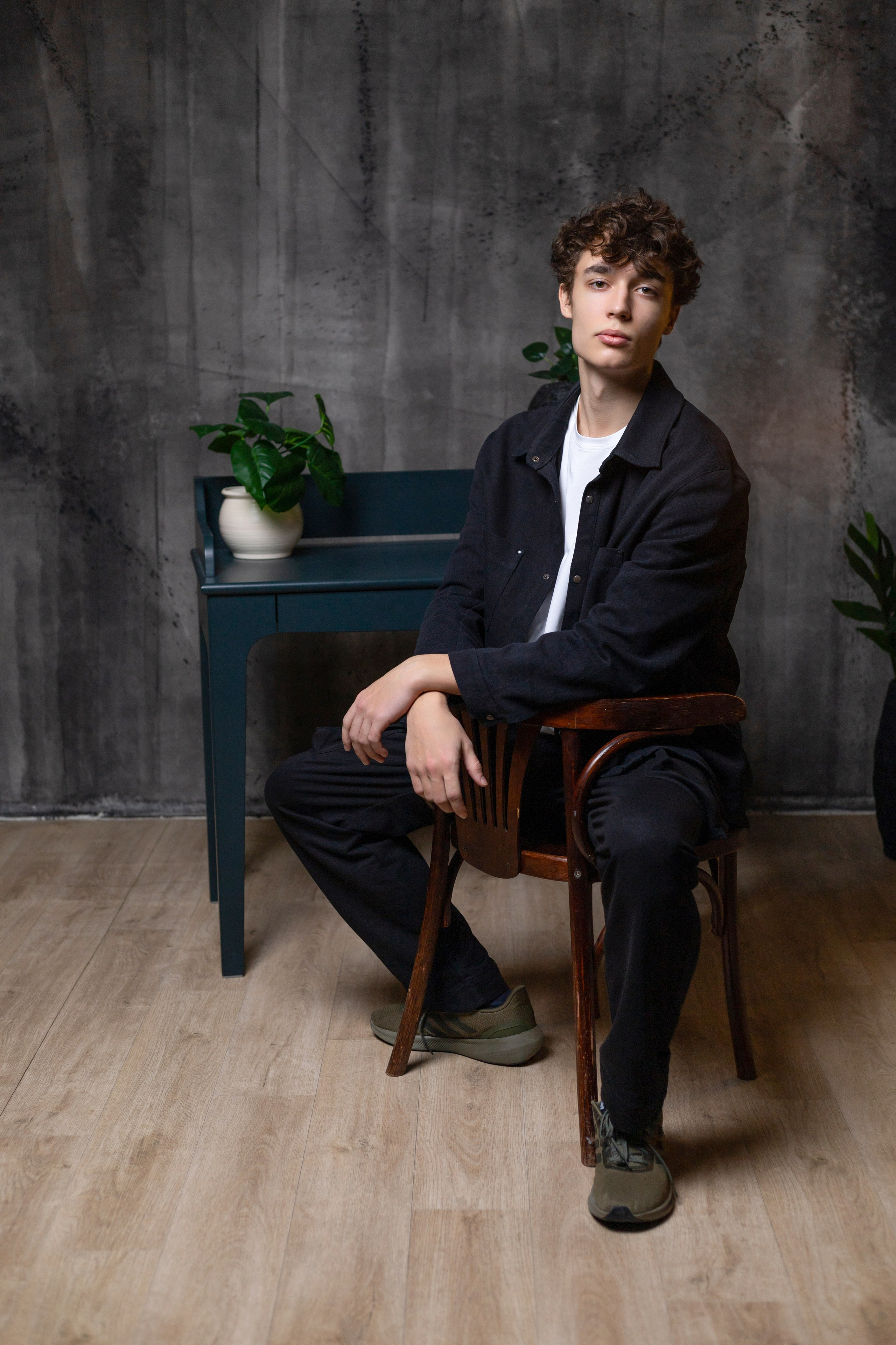 Выпускной альбом 9 и 11 класс «Гранж». Выпускные альбомы в Тюмени для школ, садов, вузов спортивных секций