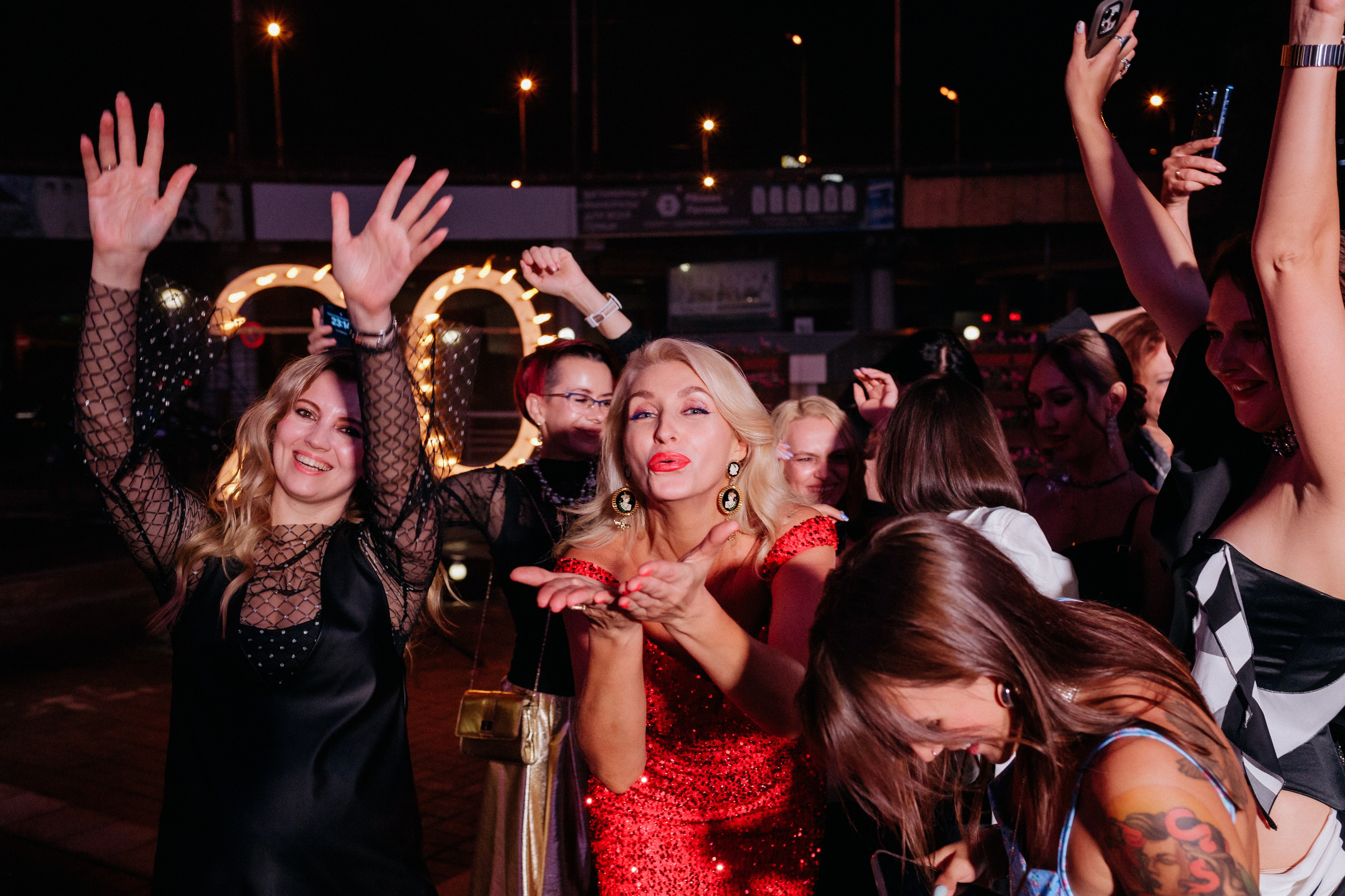 20 лет студии красоты Юлии Харченко. СВОИ. ФОТООТЧЕТЫ-СОБЫТИЯ-МЕСТА