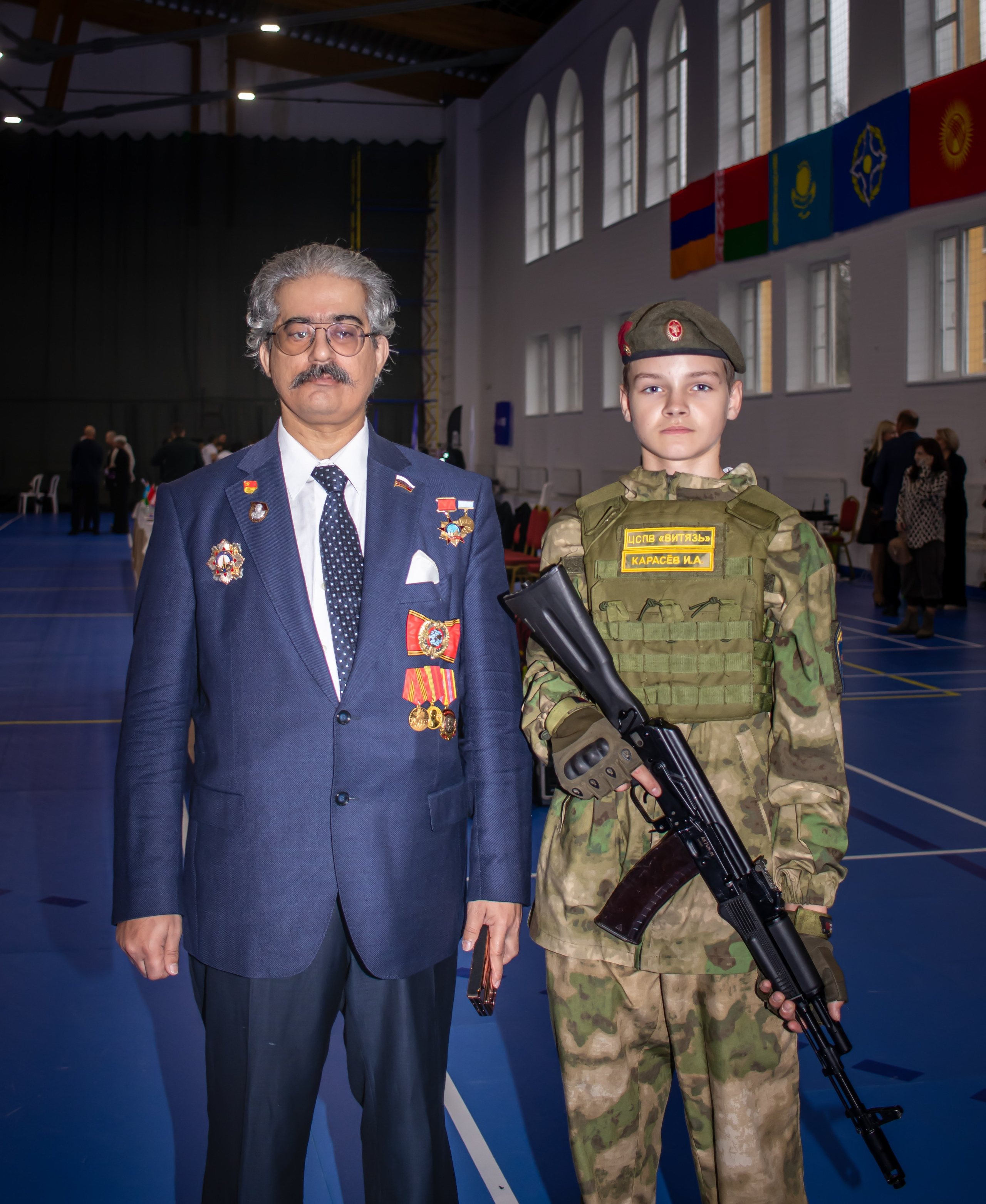 Селимом Бенсаадом — правнуком Иосифа Виссарионовича Сталина.