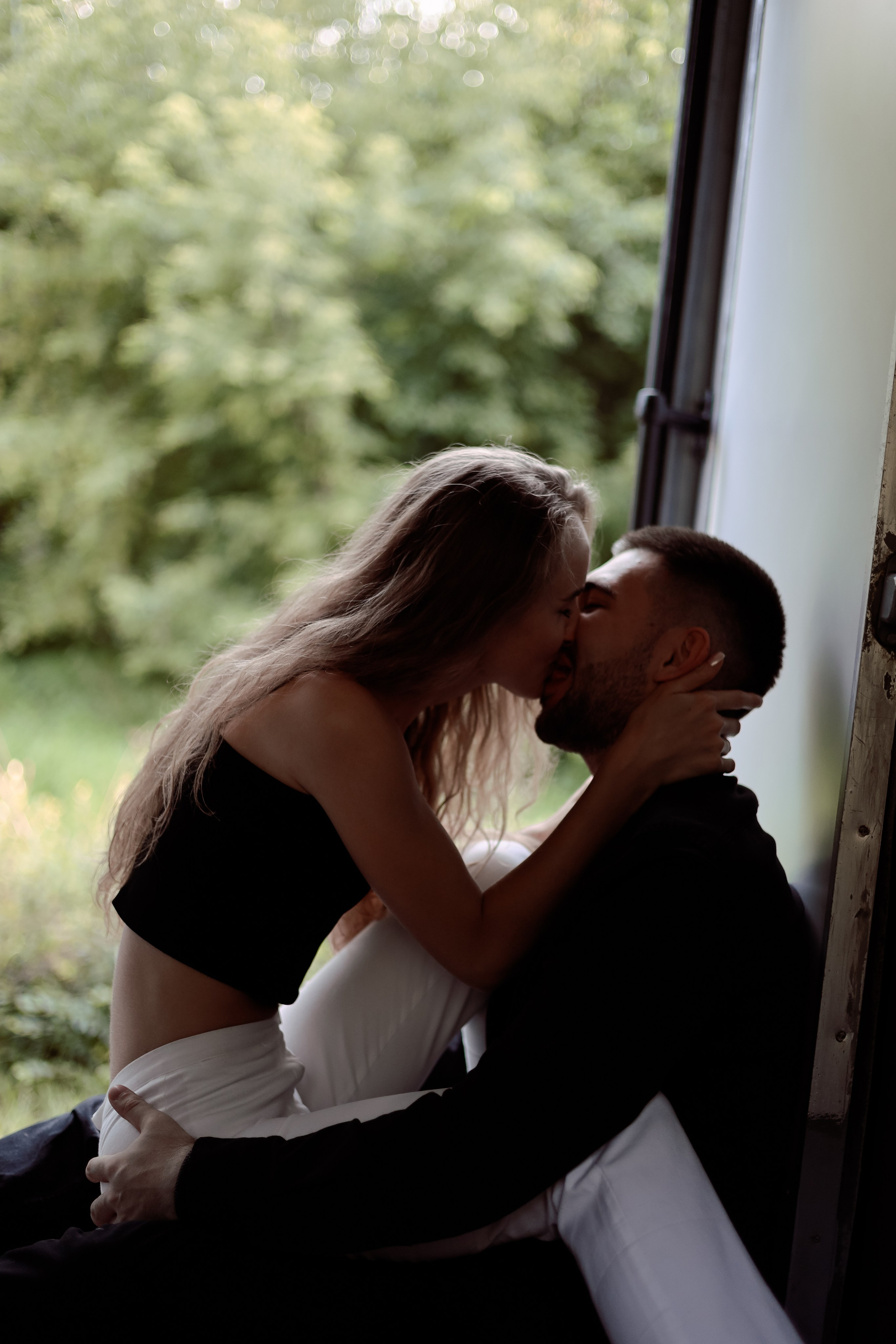 «А может махнуть куда-нибудь куда глаза глядят?..». Свадебный фотограф Беларусь Ольга Козыренко