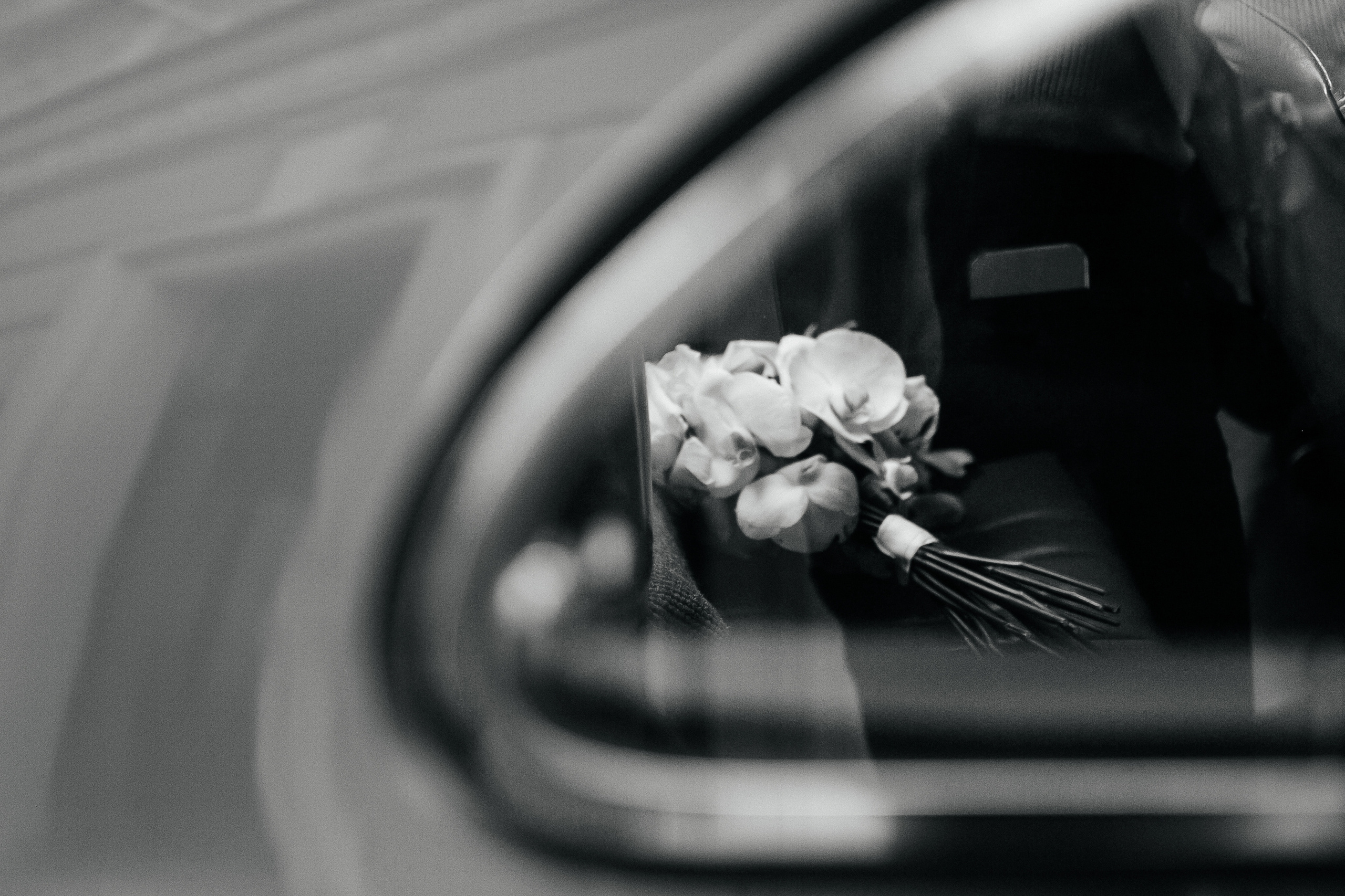 Портретные фотографии молодожёны свадебная фотосессия сборы невесты