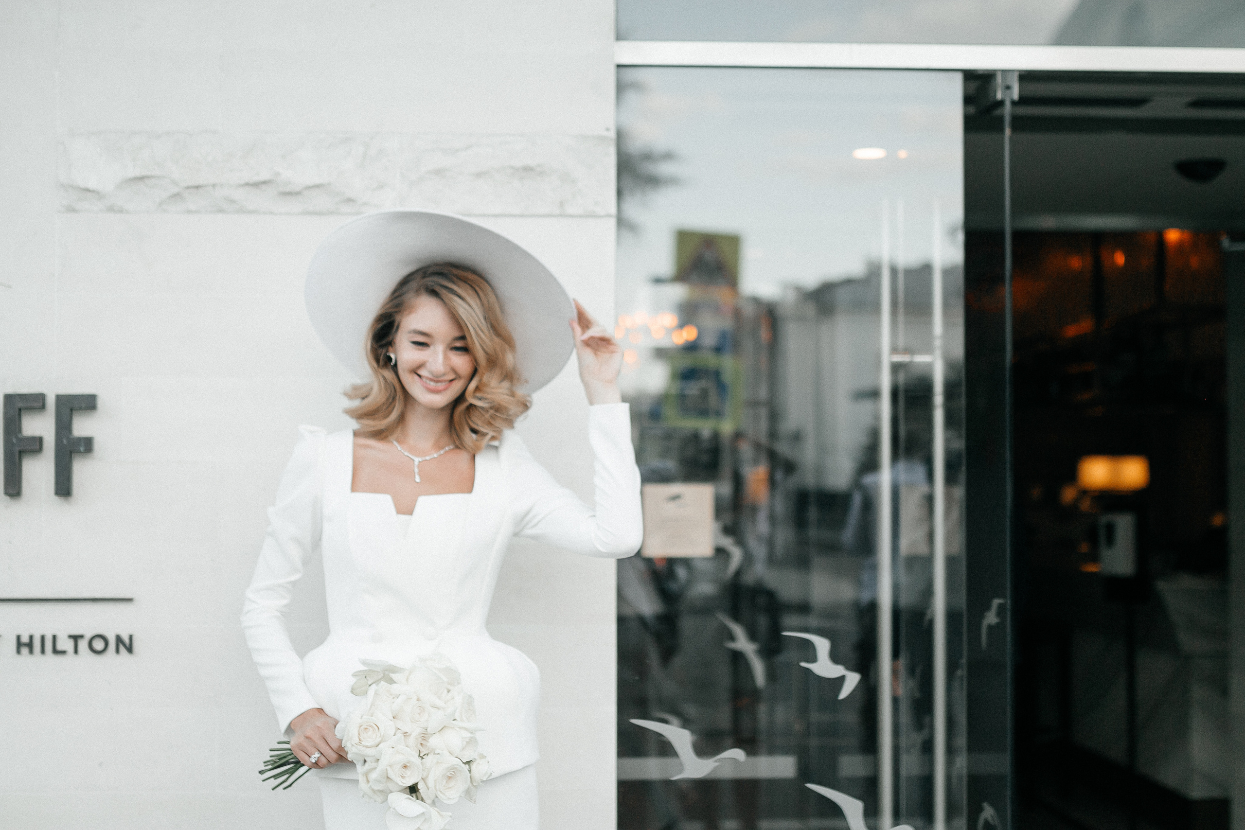 Портретные фотографии молодожёны свадебная фотосессия сборы невесты