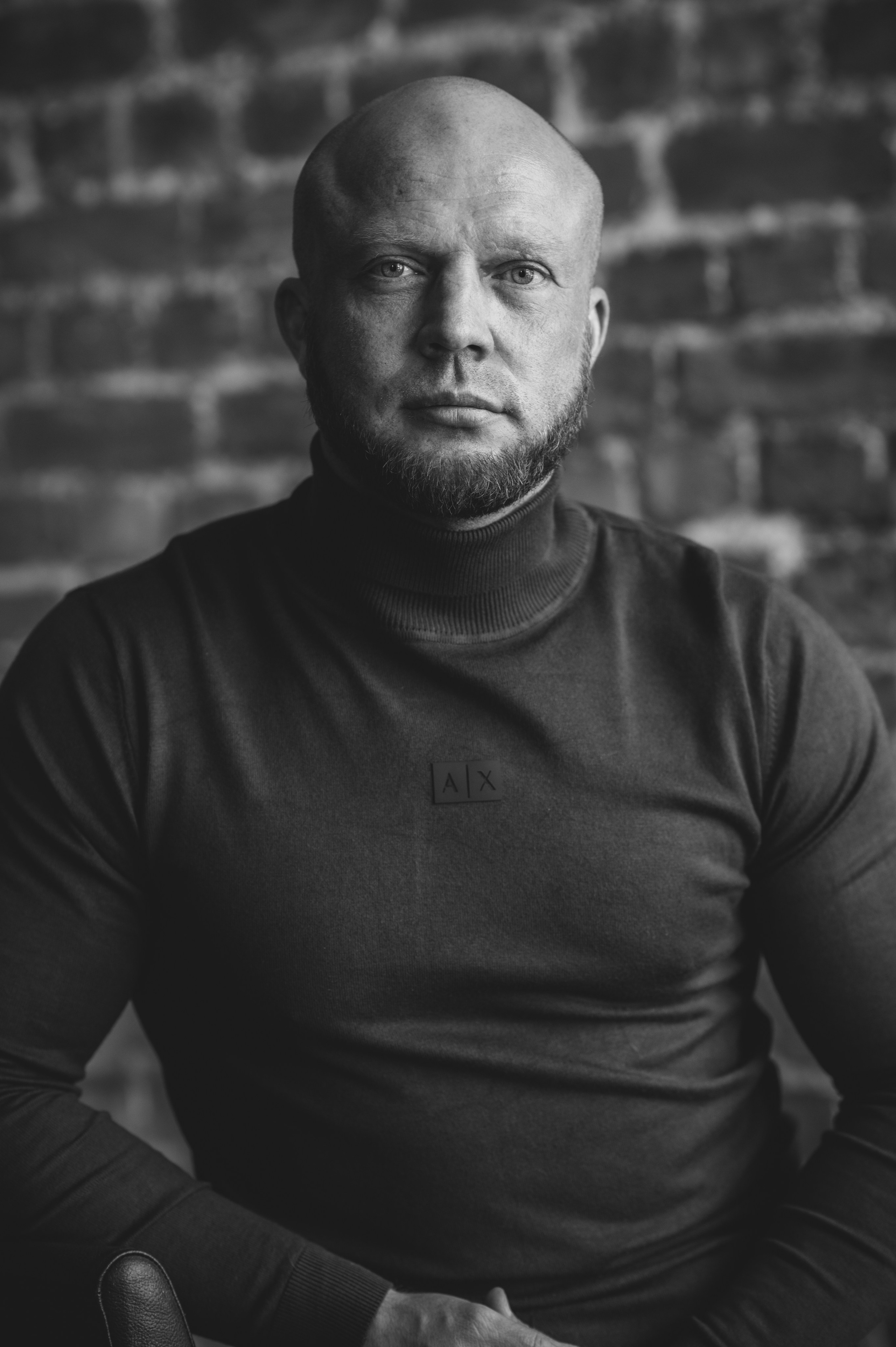 Мужской портрет в студии. Фотограф в Саратове для всей семьи Бечина Диана