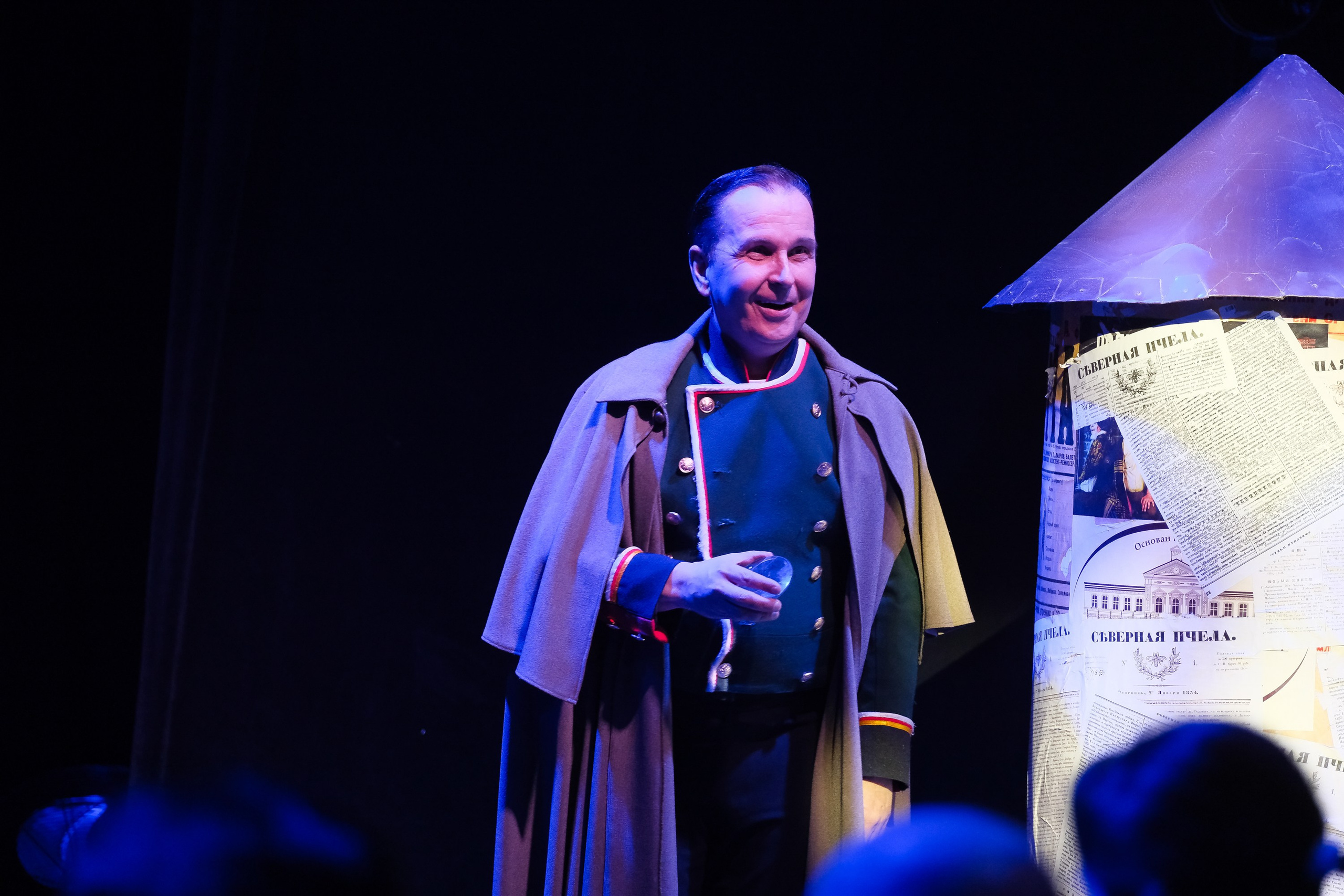 Записки сумасшедшего. Фотограф Анатолий Деникин