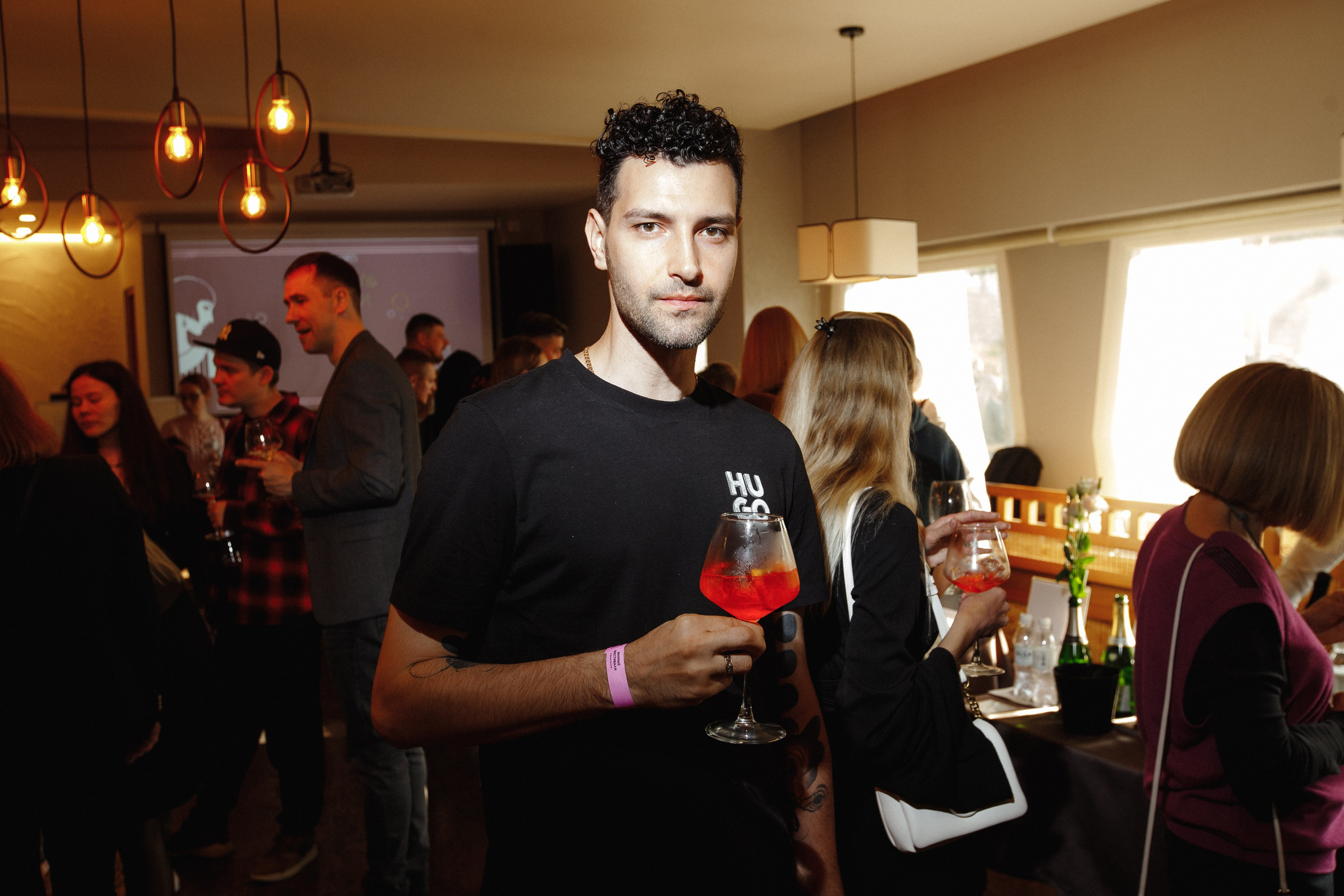 ФЕСТИВАЛЬ ИГРИСТЫХ ВИН. СВОИ. ФОТООТЧЕТЫ-СОБЫТИЯ-МЕСТА