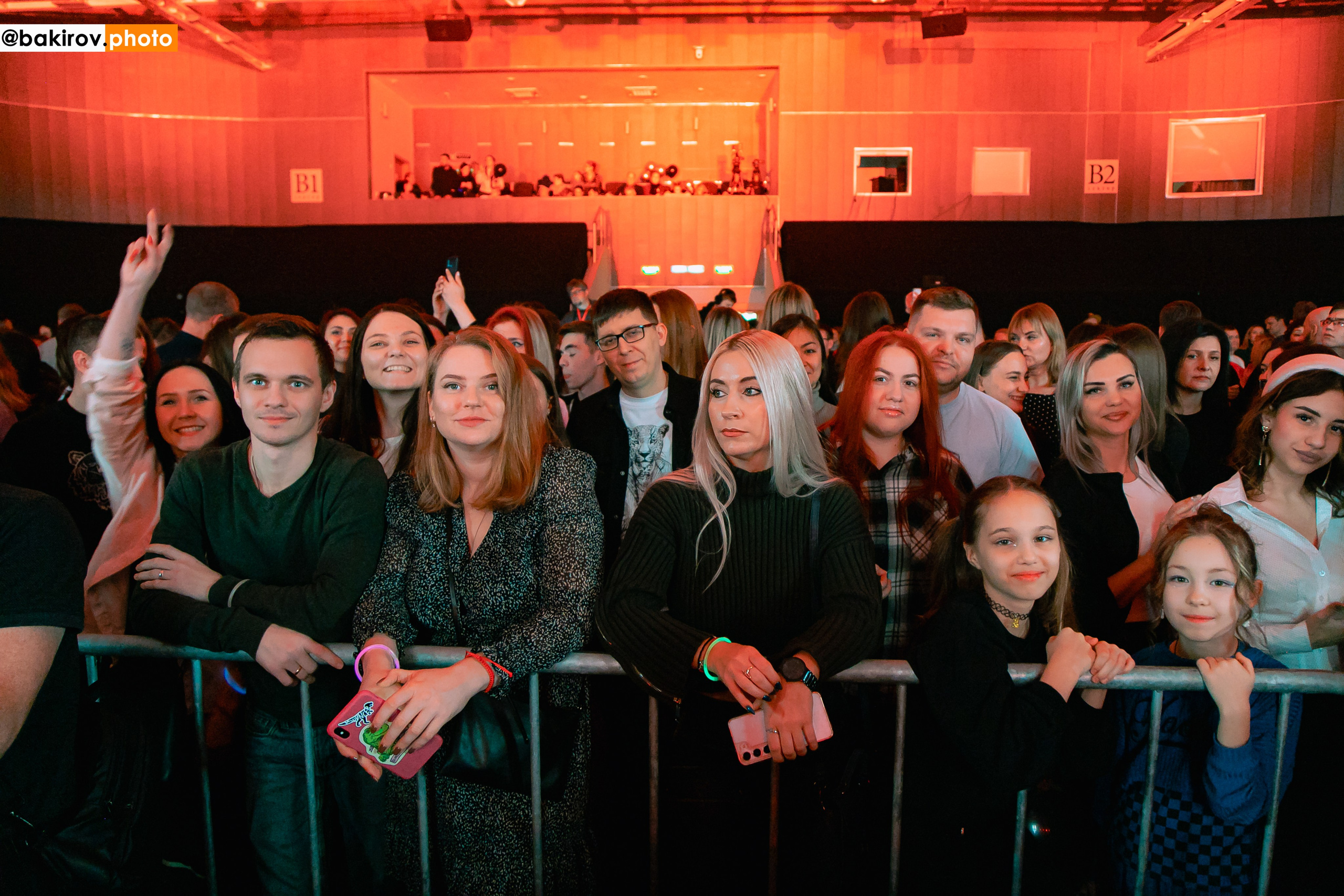 25.11 Концерт Шум. Команда специалистов в мире фотографии и видео. Детский фотограф, семейный фотограф