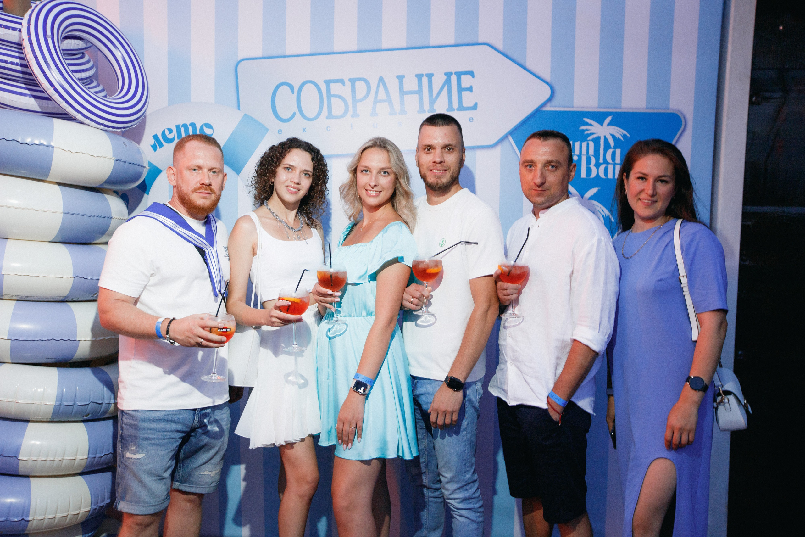 СОБРАНИЕ — ПРЕЗЕНТАЦИЯ НОВОГО НОМЕРА. СВОИ. ФОТООТЧЕТЫ-СОБЫТИЯ-МЕСТА