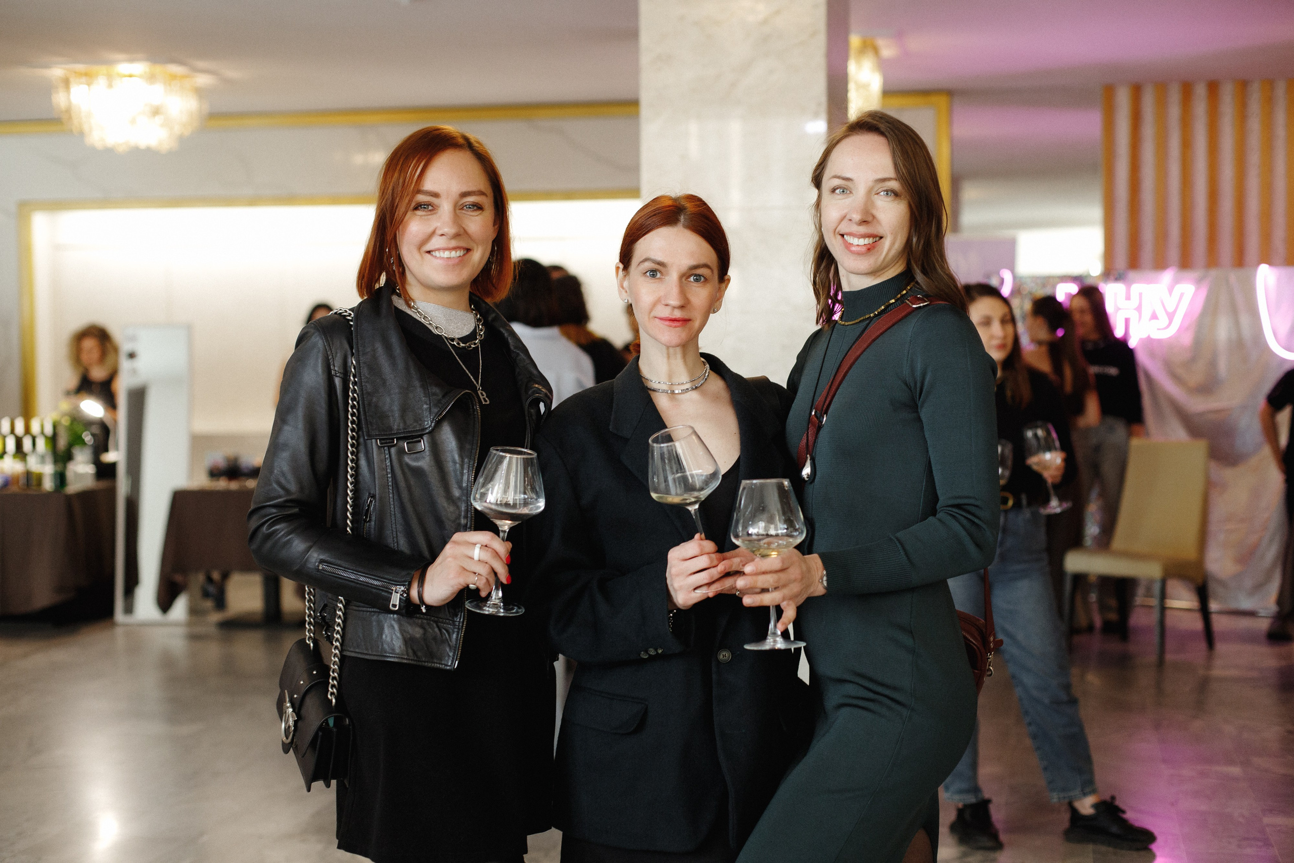 ФЕСТИВАЛЬ ИГРИСТЫХ ВИН. СВОИ. ФОТООТЧЕТЫ-СОБЫТИЯ-МЕСТА