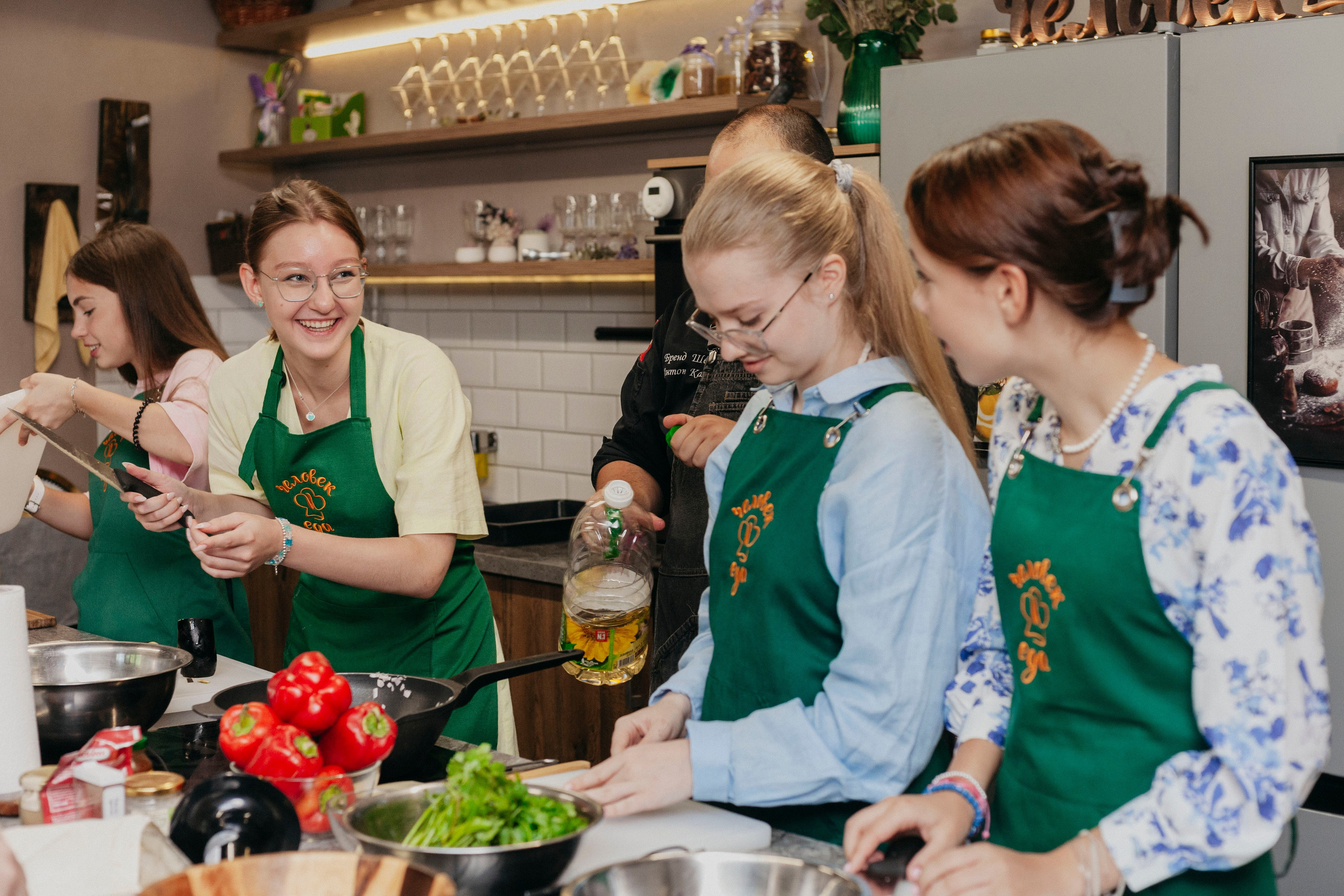 Кулинарный МК студии «ЧЕЛОВЕК И ЕДА». Stanislav Baryshev — People. Emotions. Atmosphere