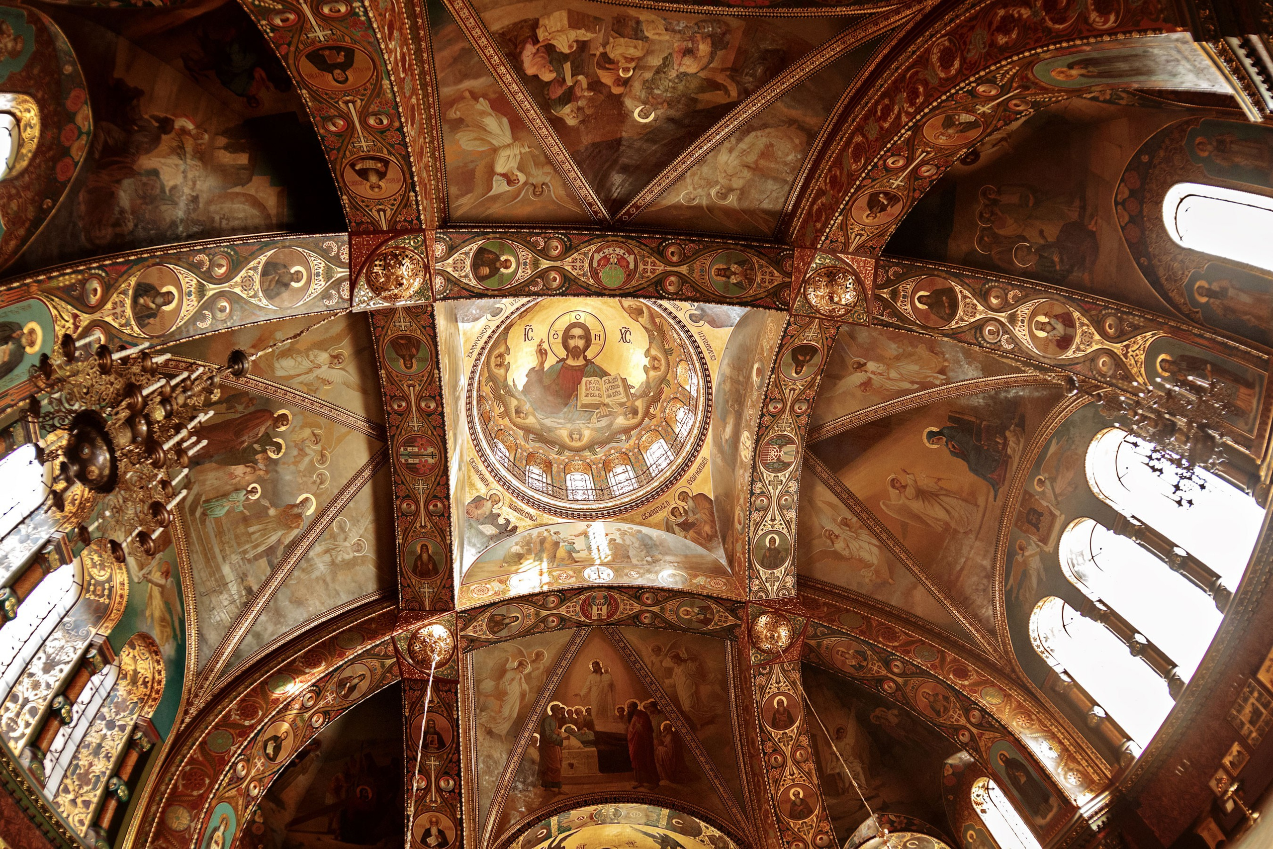 Фотосессия крещения новорожденных