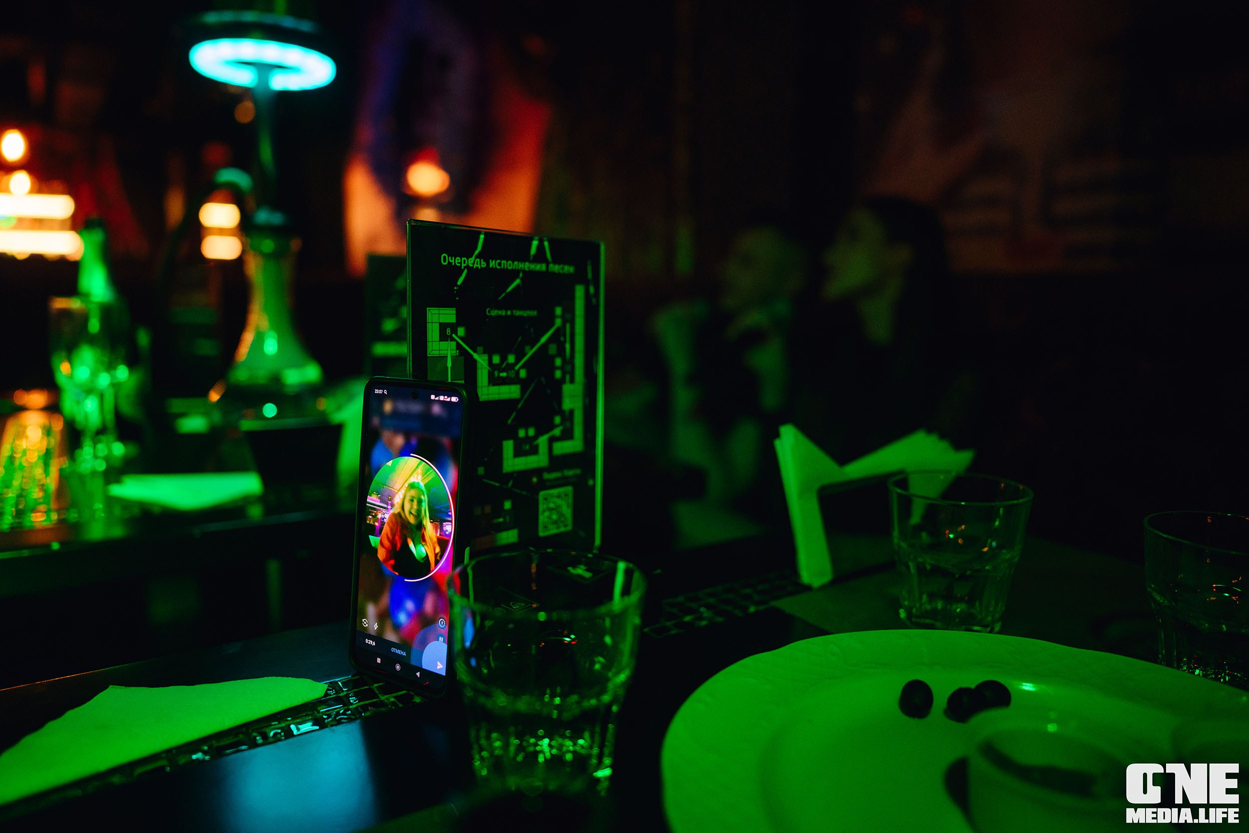 Фоторепортаж из караоке-клуба Эйфория. One Media Life: фоторепортажи, фотоотчеты с мероприятий и заведений