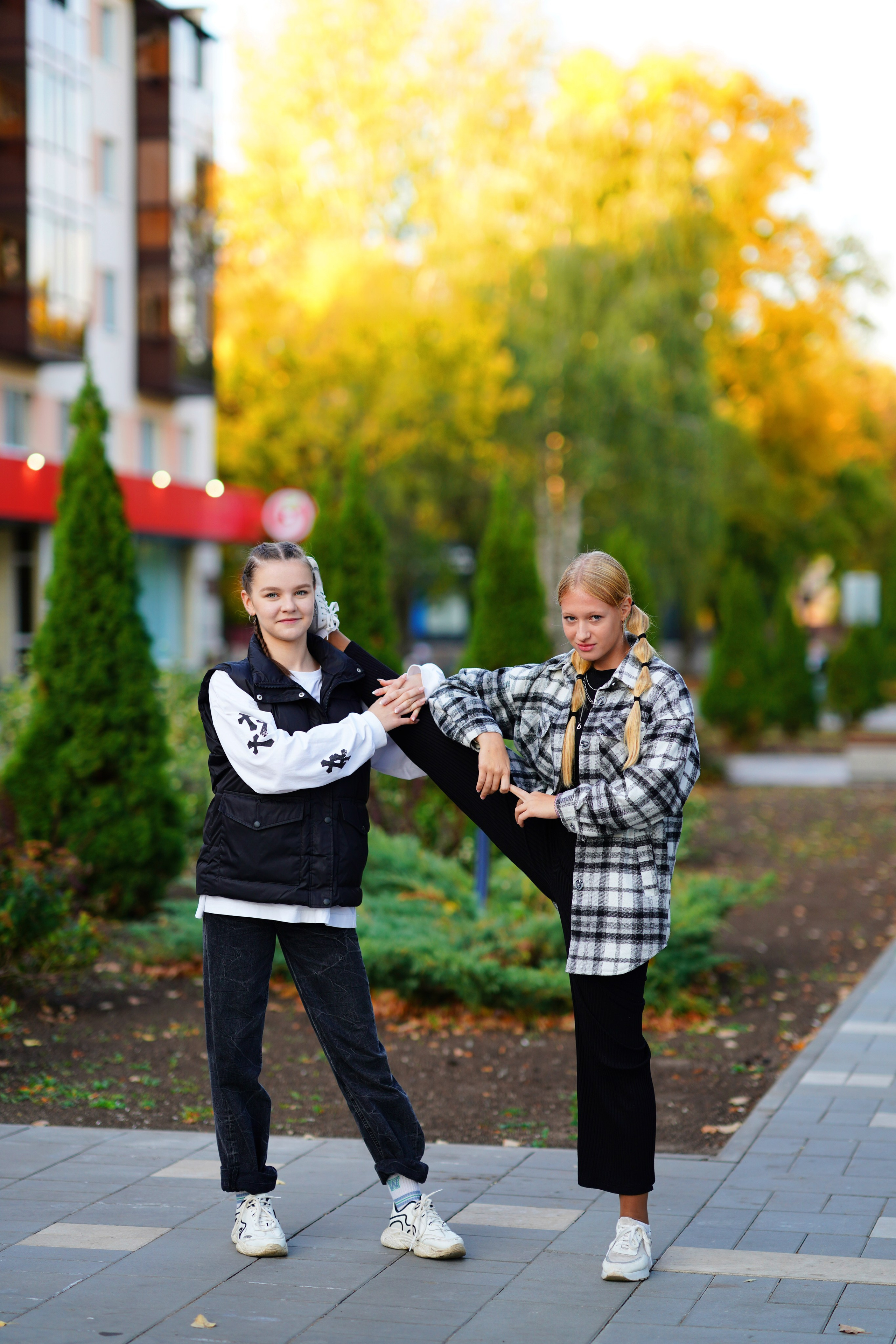 STREET STYLE 9,11 класс. Современные выпускные альбомы. Мы делаем не просто альбомы, а стильные фотокниги