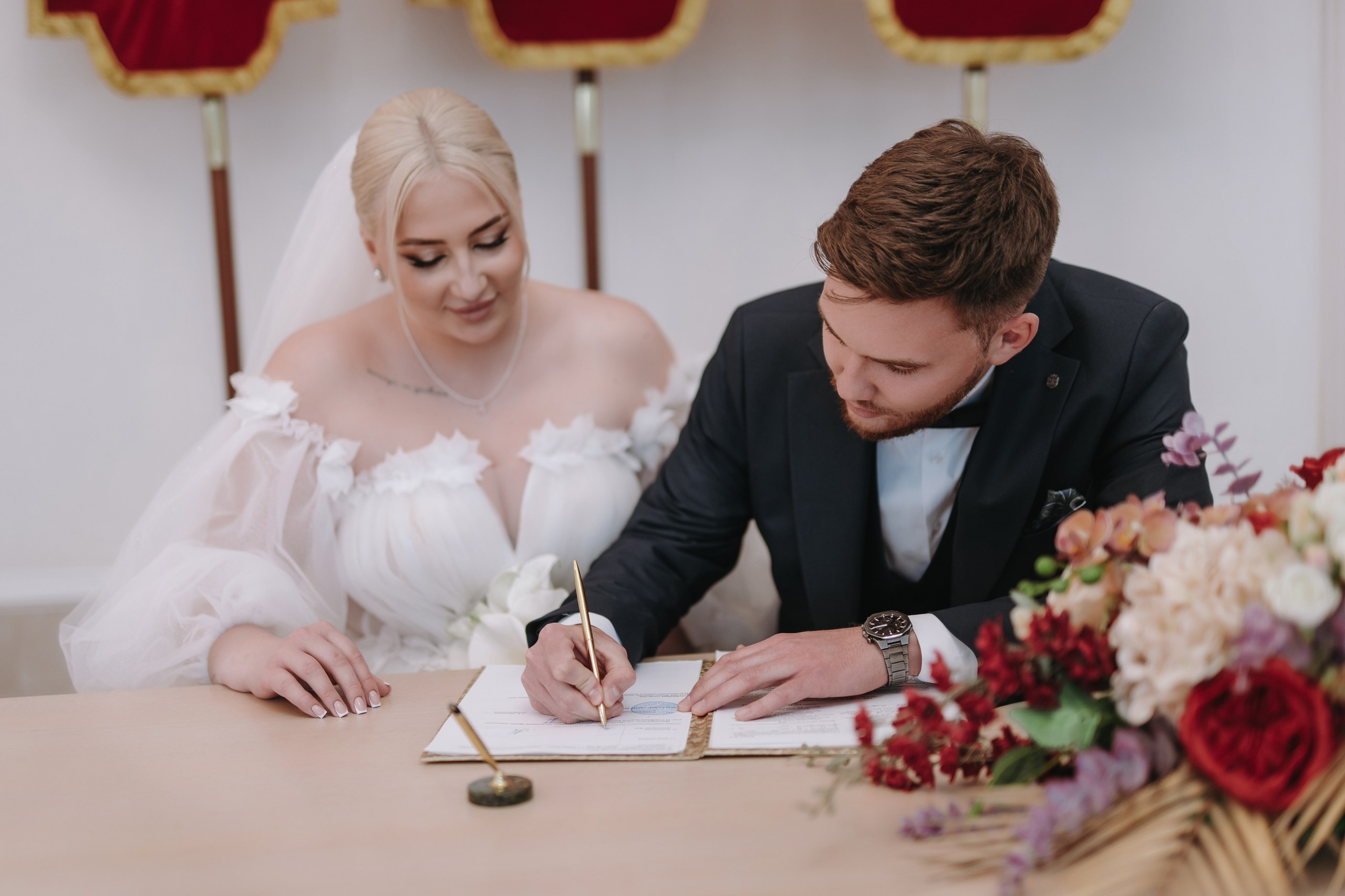 Свадебный фотограф в Казани — фотосессия, ЗАГС и студия в один день