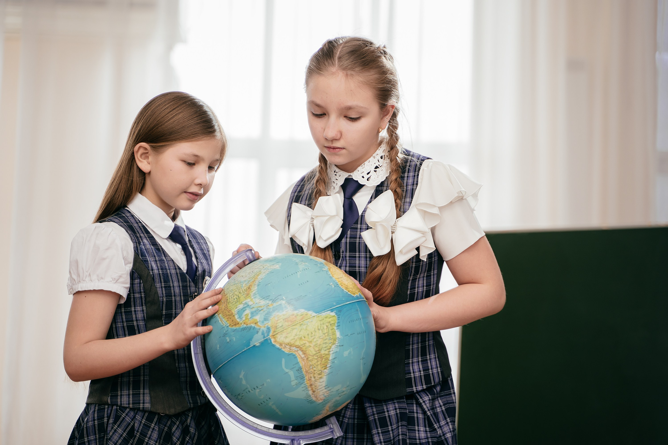 Альбомы для начальных классов. Фотографы из солнечного Краснодара Вадим и Надежда Митус