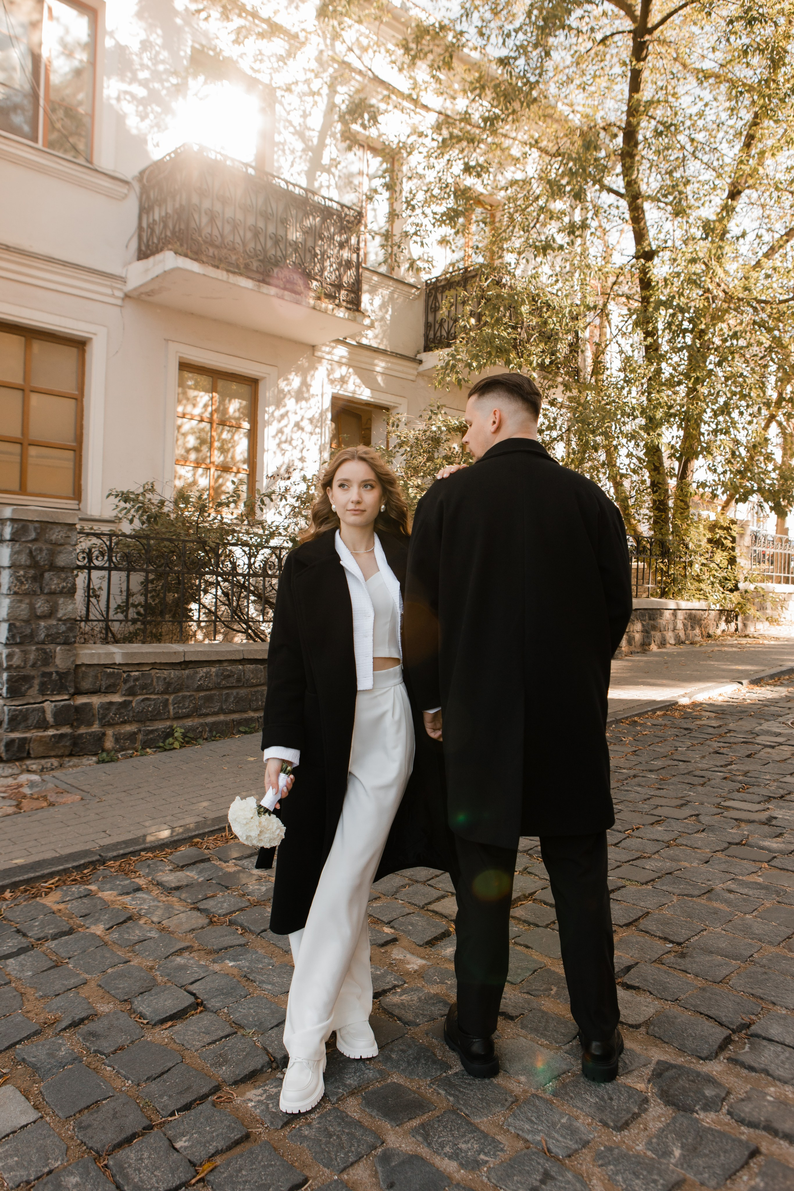 Отдел ЗАГС Администрации Центрального района. Видеосъемка и фотосъемка свадеб. Фотограф и оператор на свадьбу. Видеосъемка подкастов, собственная видео-фотостудии. Предметная фотосъемка