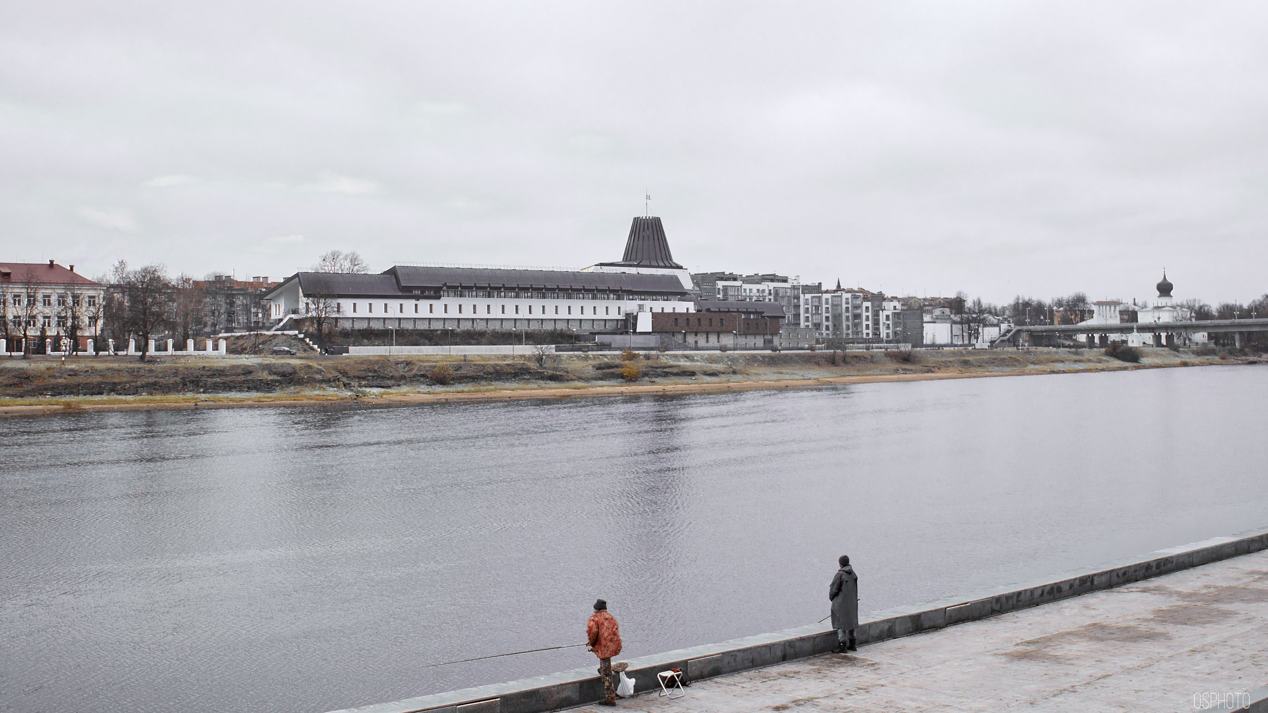 Псков. Ноябрь. Фотографъ Сергѣевъ. Поймать мгновеніе