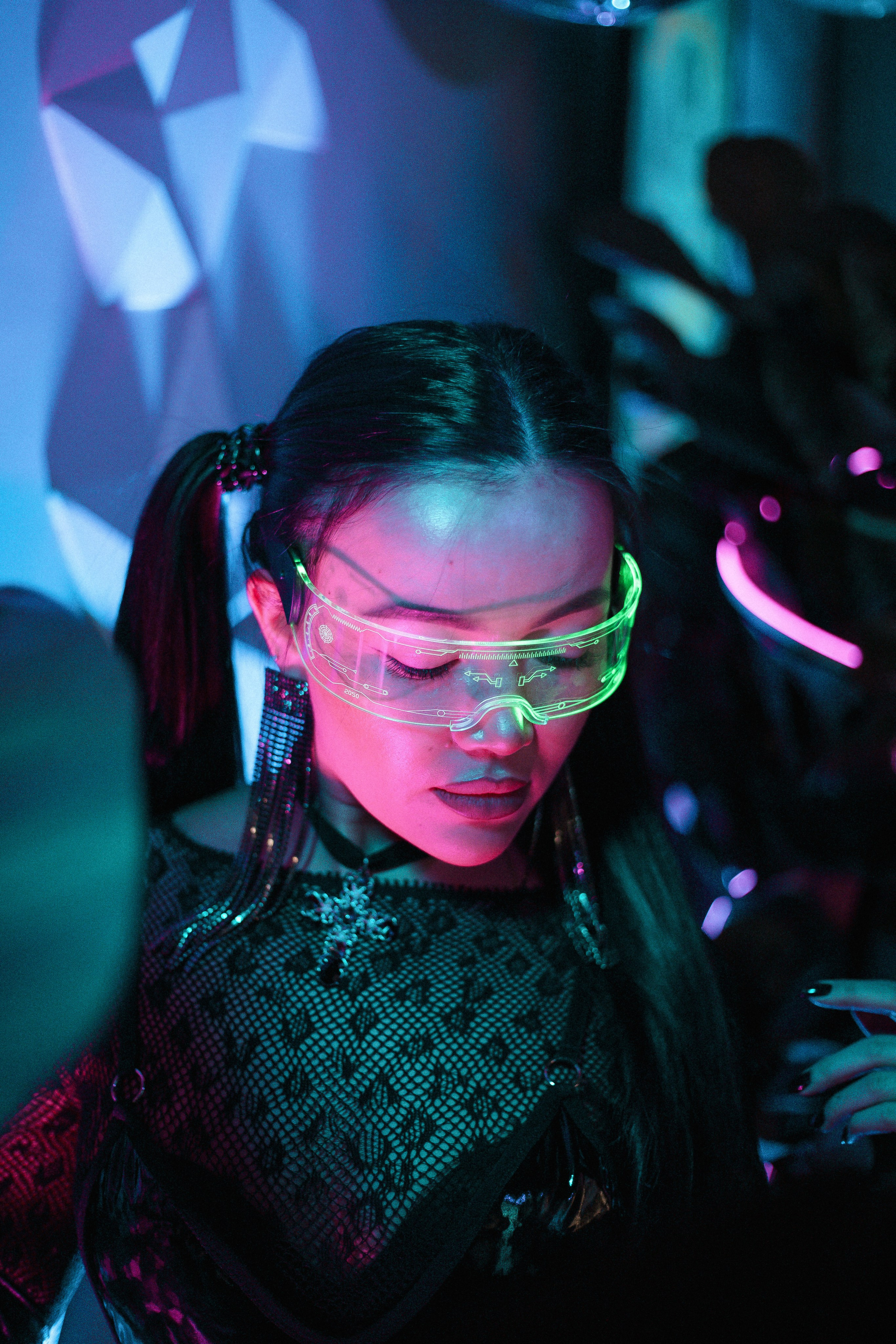 Walk-In Day в стиле киберпанк в тату-студии MUKHINA TATTOO. СВОИ. ФОТООТЧЕТЫ-СОБЫТИЯ-МЕСТА